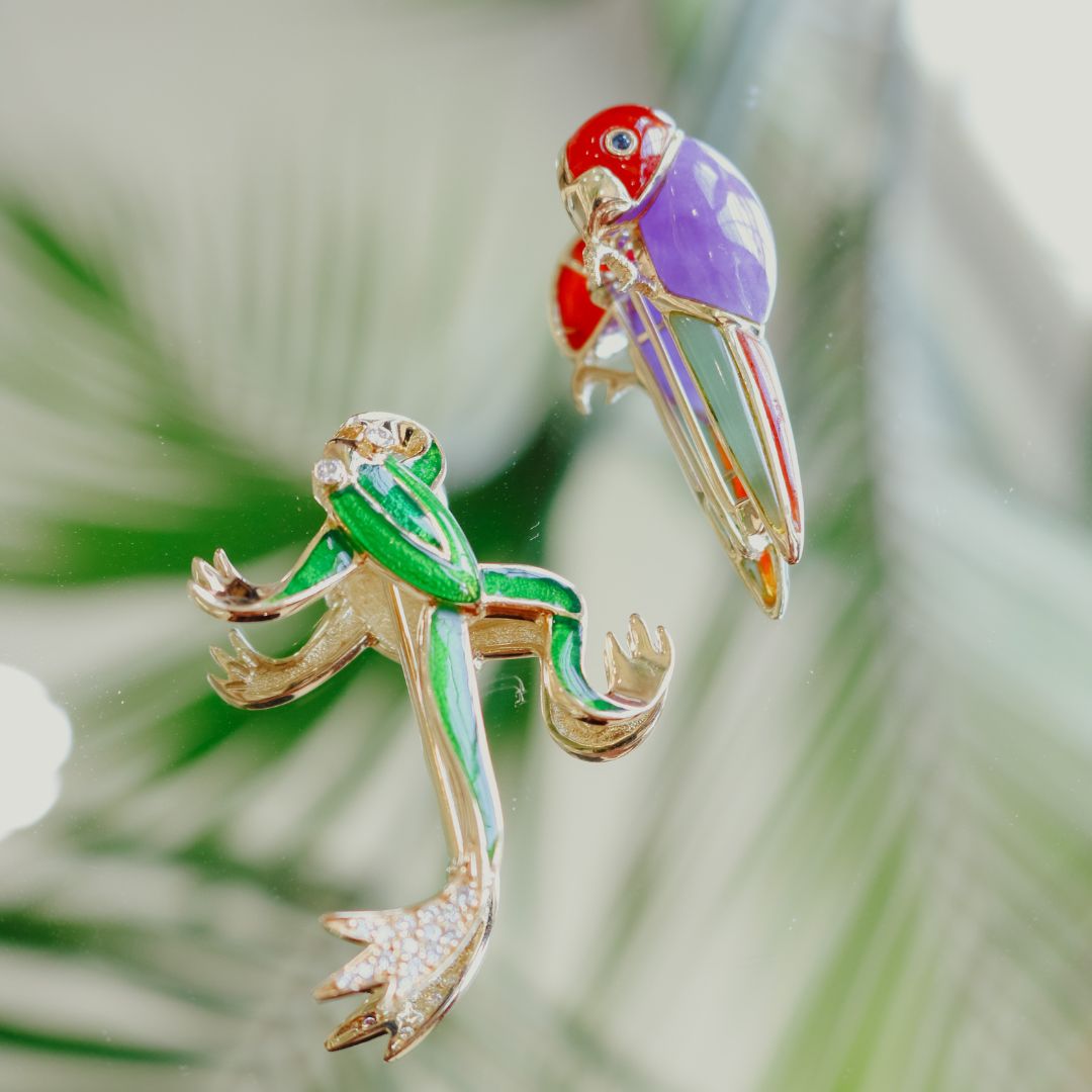 Pins & Brooches