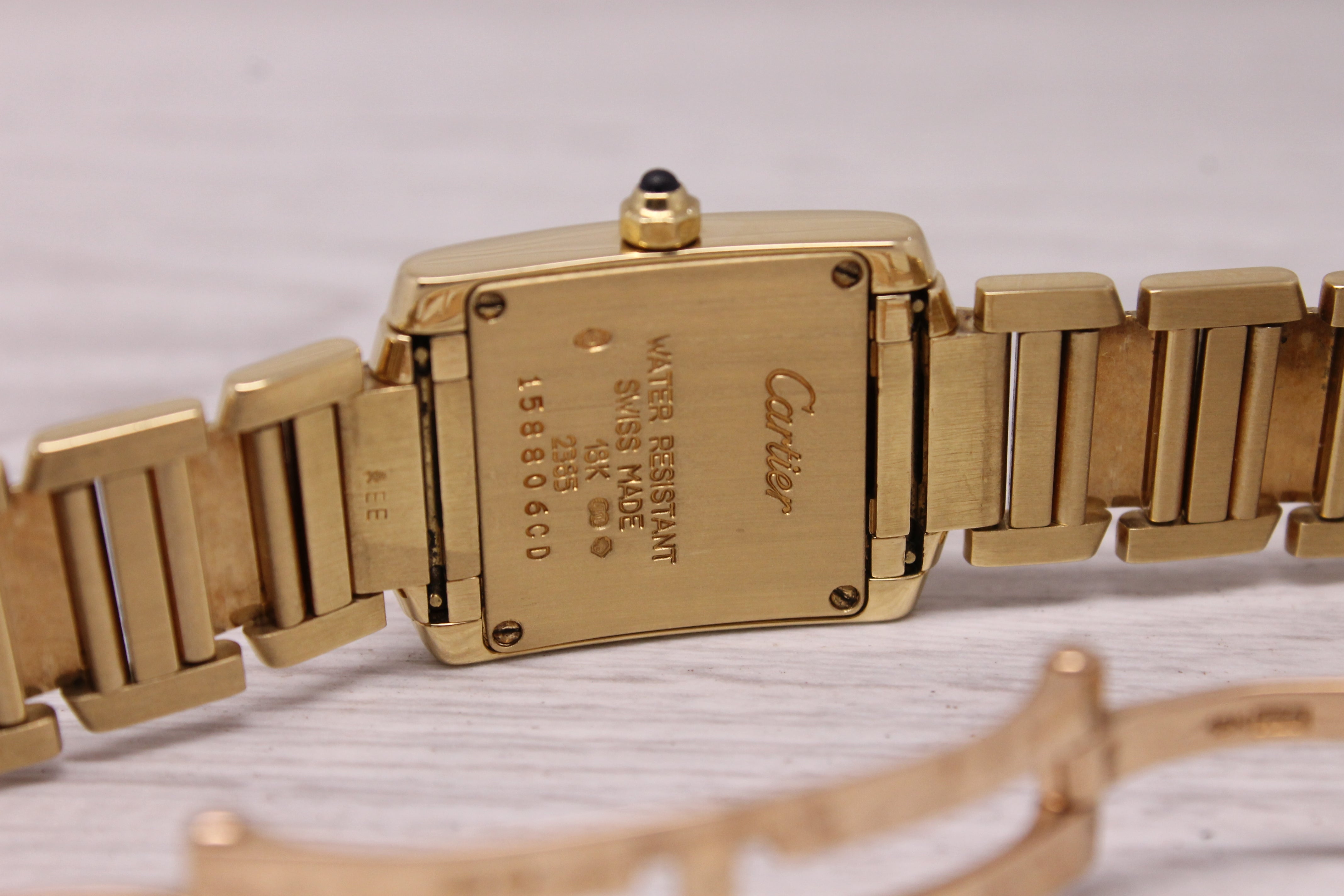 Cartier Tank Francaise 18k Gold Ladies 20mm Dress Watch ref.2385 Swiss Made