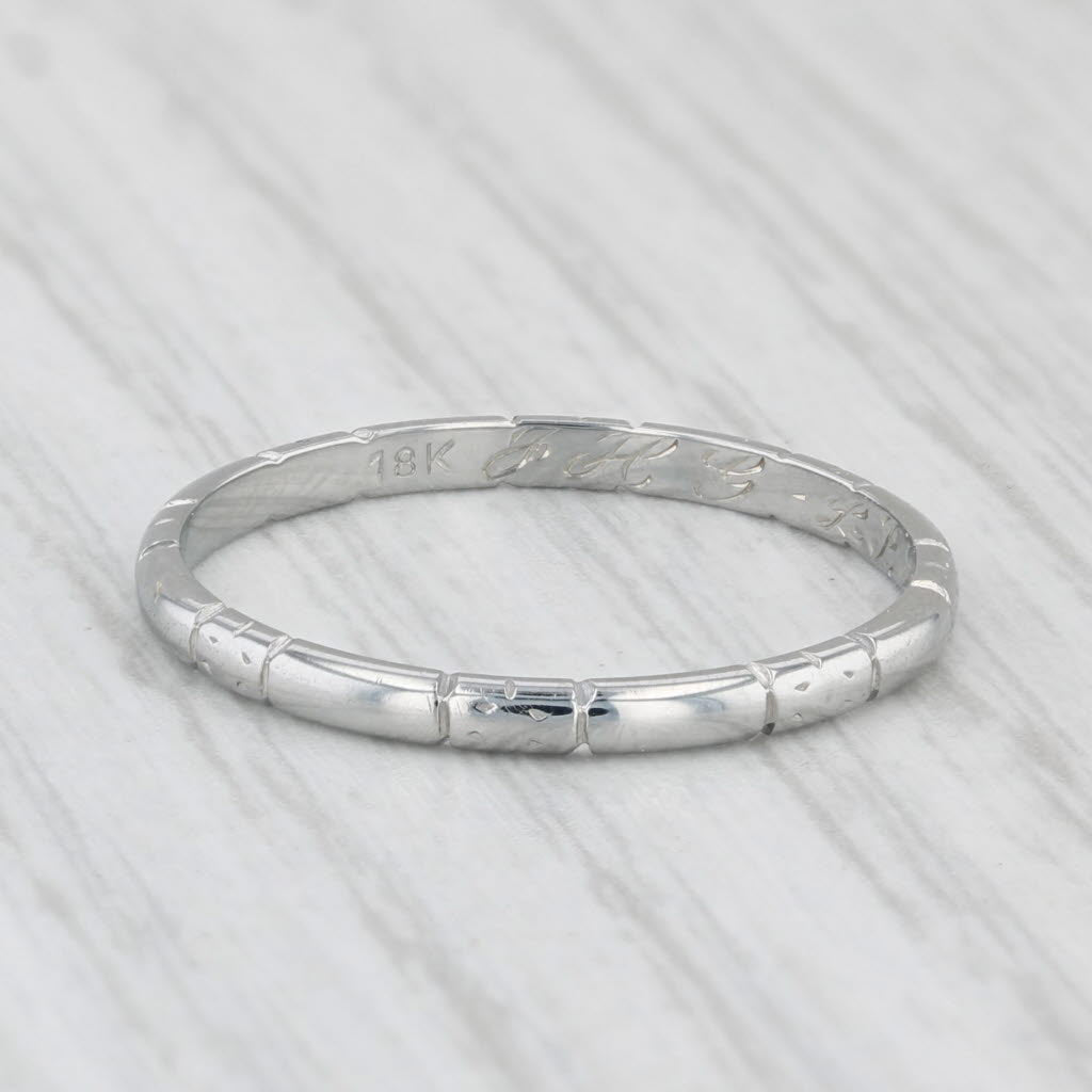 Light Gray Art Deco Wedding Band 18k White Gold Size 7.5 Stackable Engraved 1920s Vintage