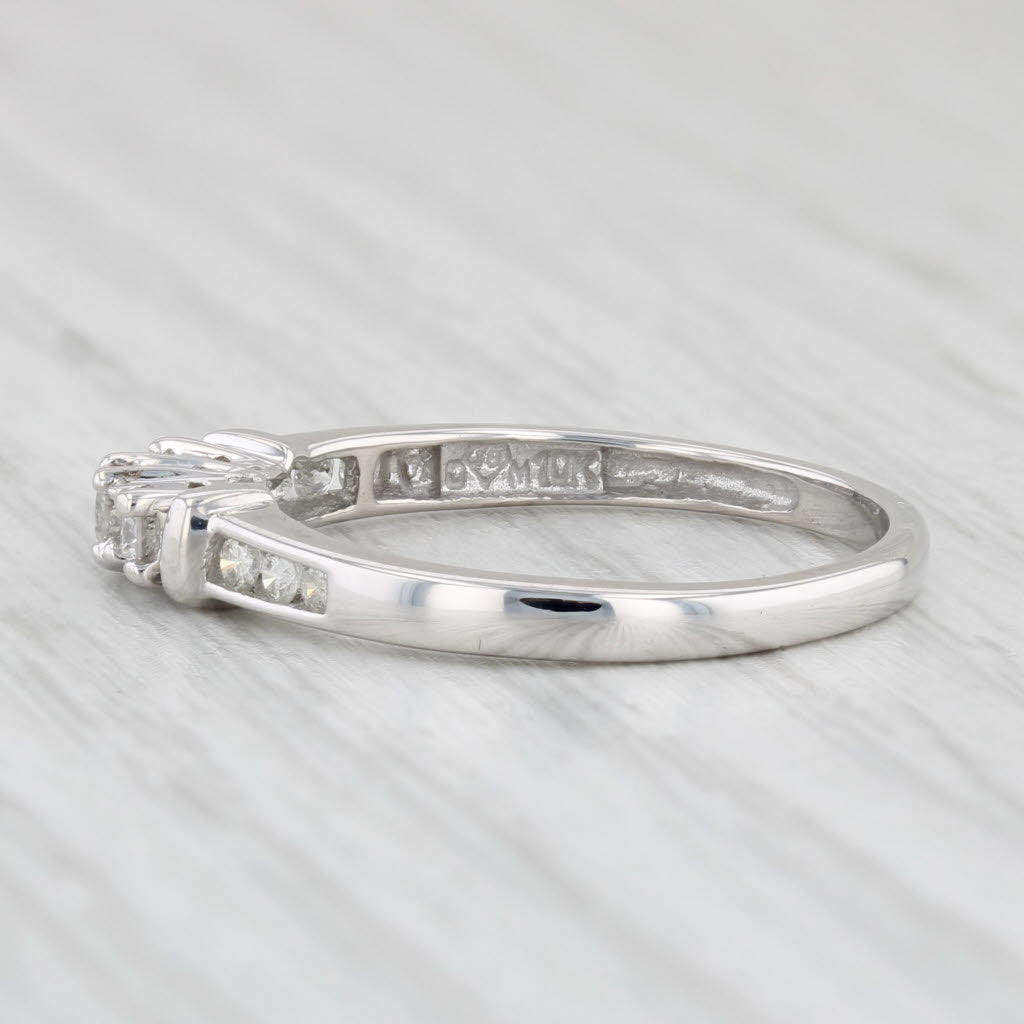 Light Gray 0.20ctw Round Diamond 3-Stone Engagement Ring 10k White Gold Size 7.25