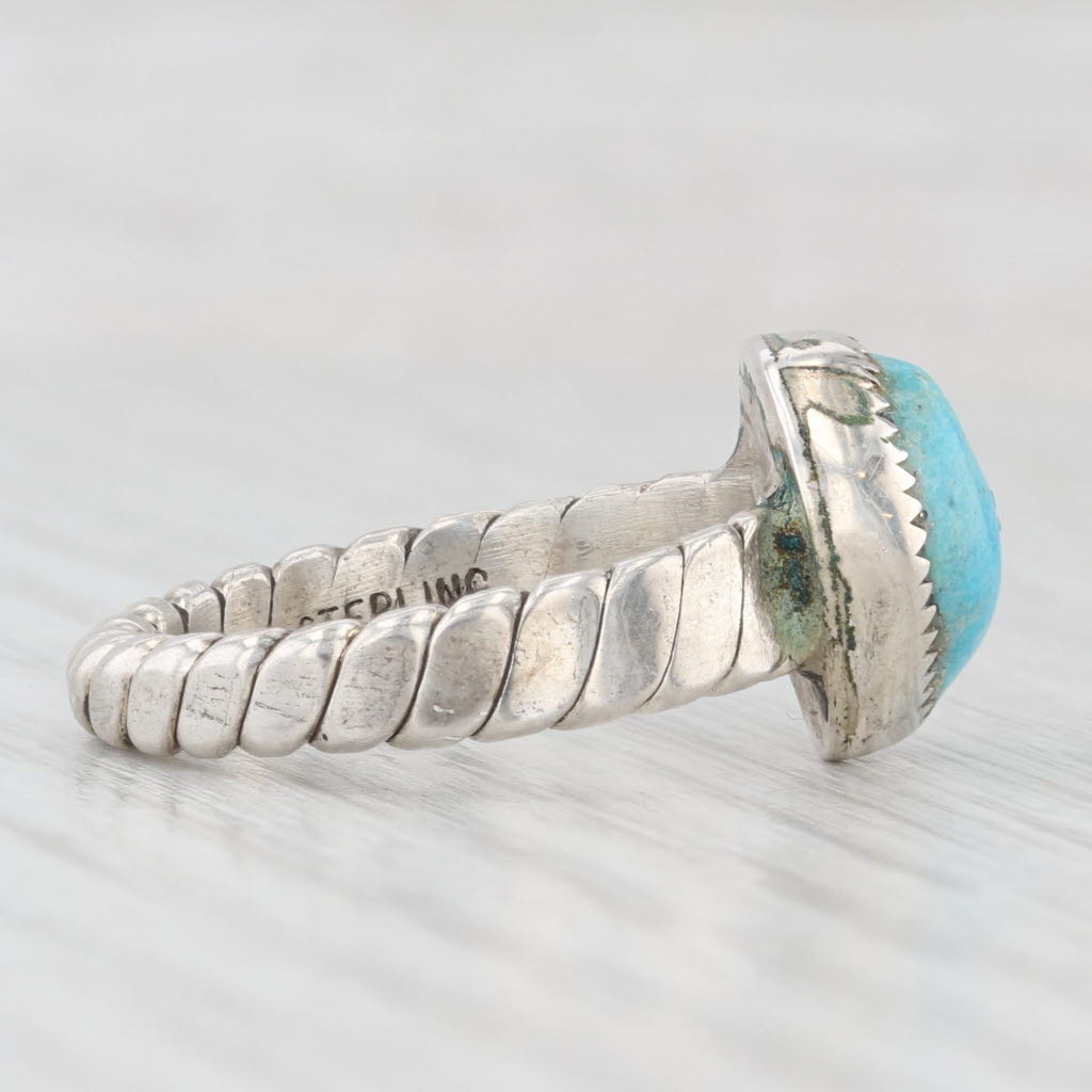 Light Gray Vintage Turquoise Round Cabochon Solitaire Ring Sterling Silver Native American