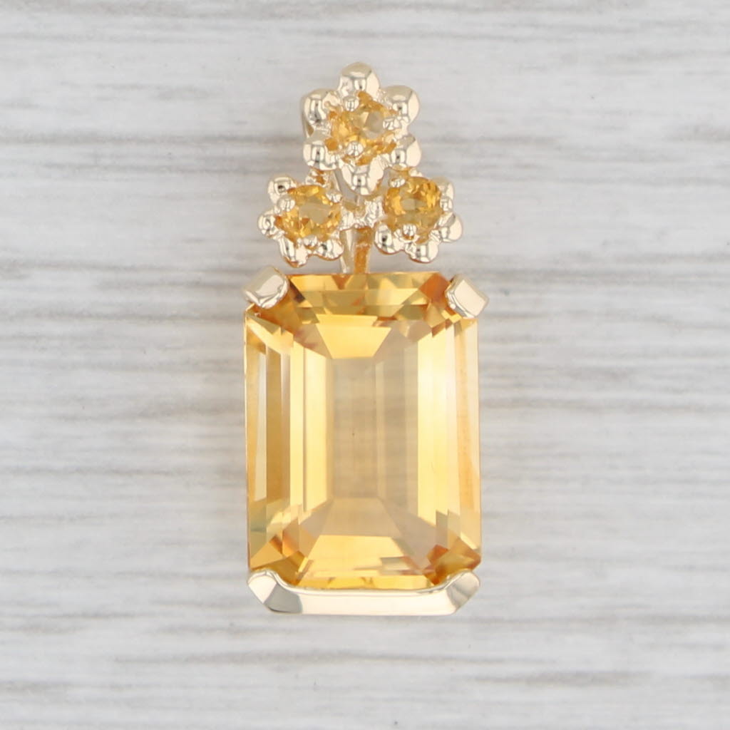 Light Gray 6.01ctw Orange Citrine Flower Pendant 14k Yellow Gold