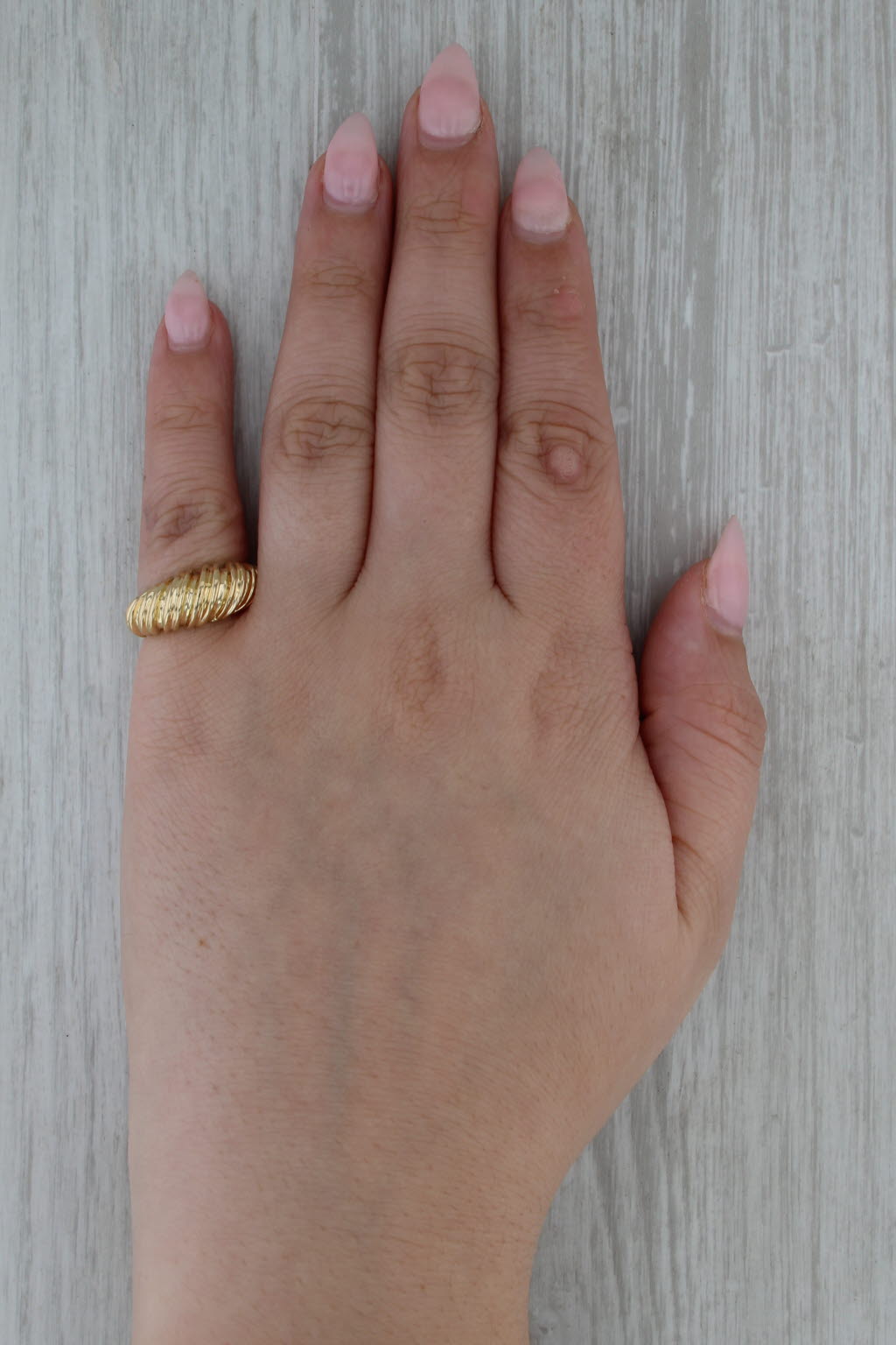 Domed Scalloped Croissant Ring 18k Yellow Gold Size 5 Stackable