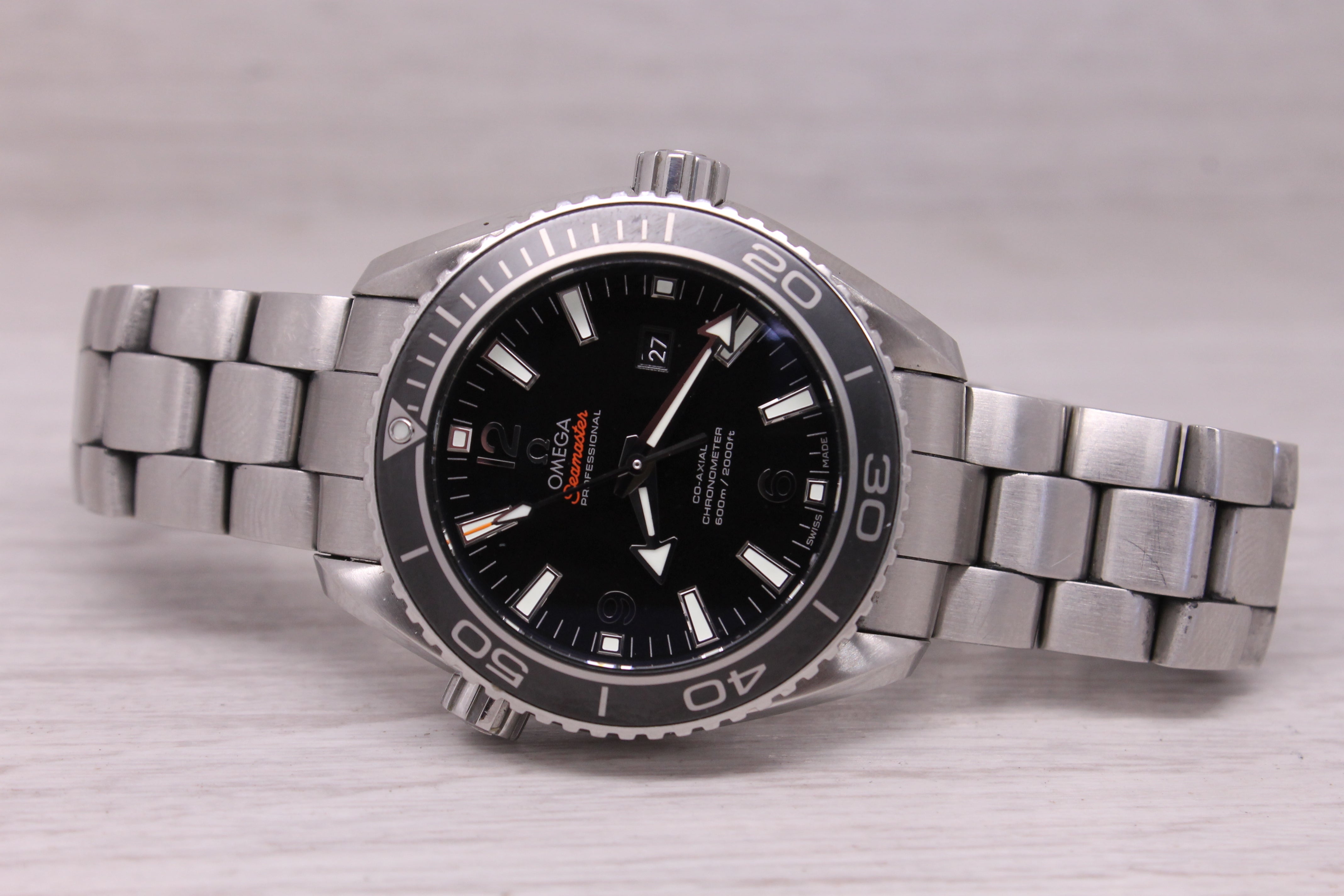 Omega Seamaster Planet Ocean Midsize 37.5mm Steel Automatic Diver Watch Box Card