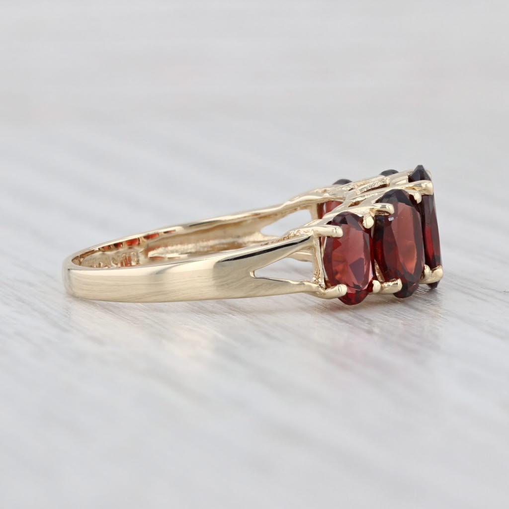 4.35ctw Tiered Oval 5-Stone Garnet Ring 10k Yellow Gold Size 8