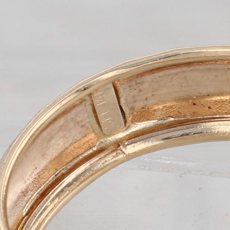 Beveled Pattern Band 14k Yellow Gold Size 7 Wedding Band Stackable