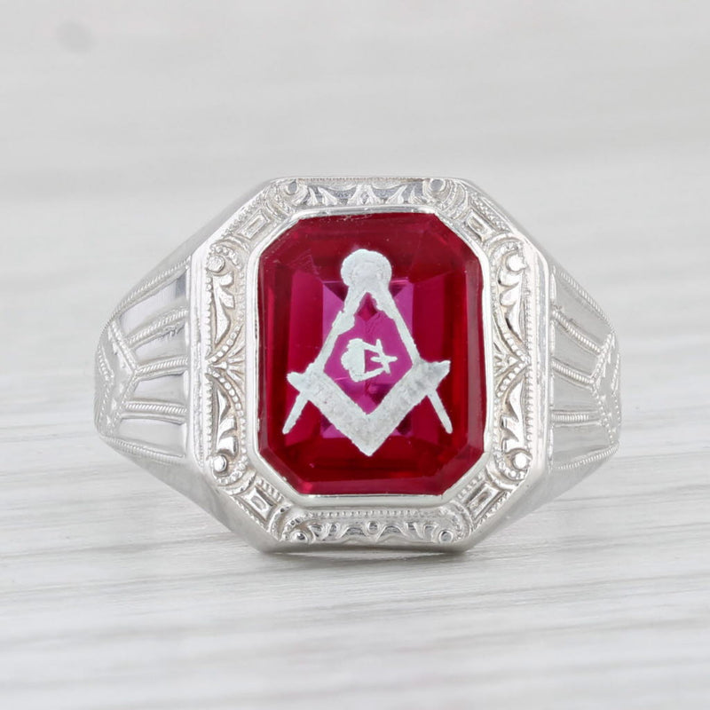 Vintage Masonic Ring 10k Gold Lab Created Ruby Square Compass Blue Lodge Sz 5.5