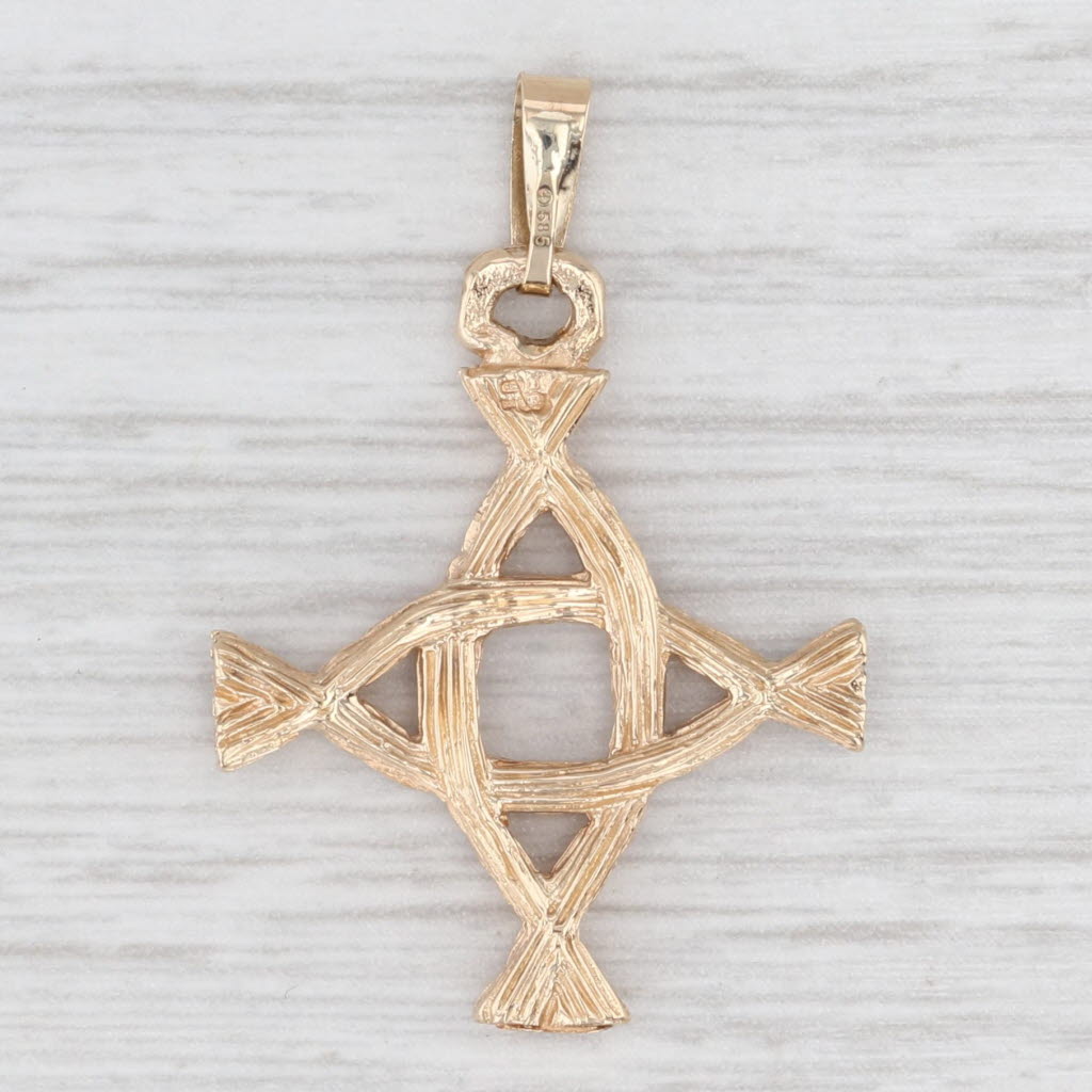 Light Gray Kildare Saint Brigid Irish Cross Pendant 14k Yellow Gold Linked Christian Fish