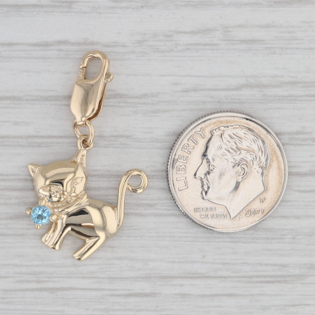 Gray 0.12ct Blue Topaz Charm 14k Yellow Gold Animal Pet Themed Pendant