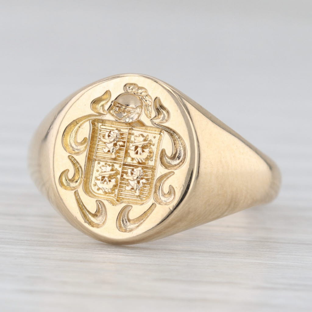 Light Gray Family Crest Coat of Arms Signet Ring 14k Yellow Gold Size 7.25