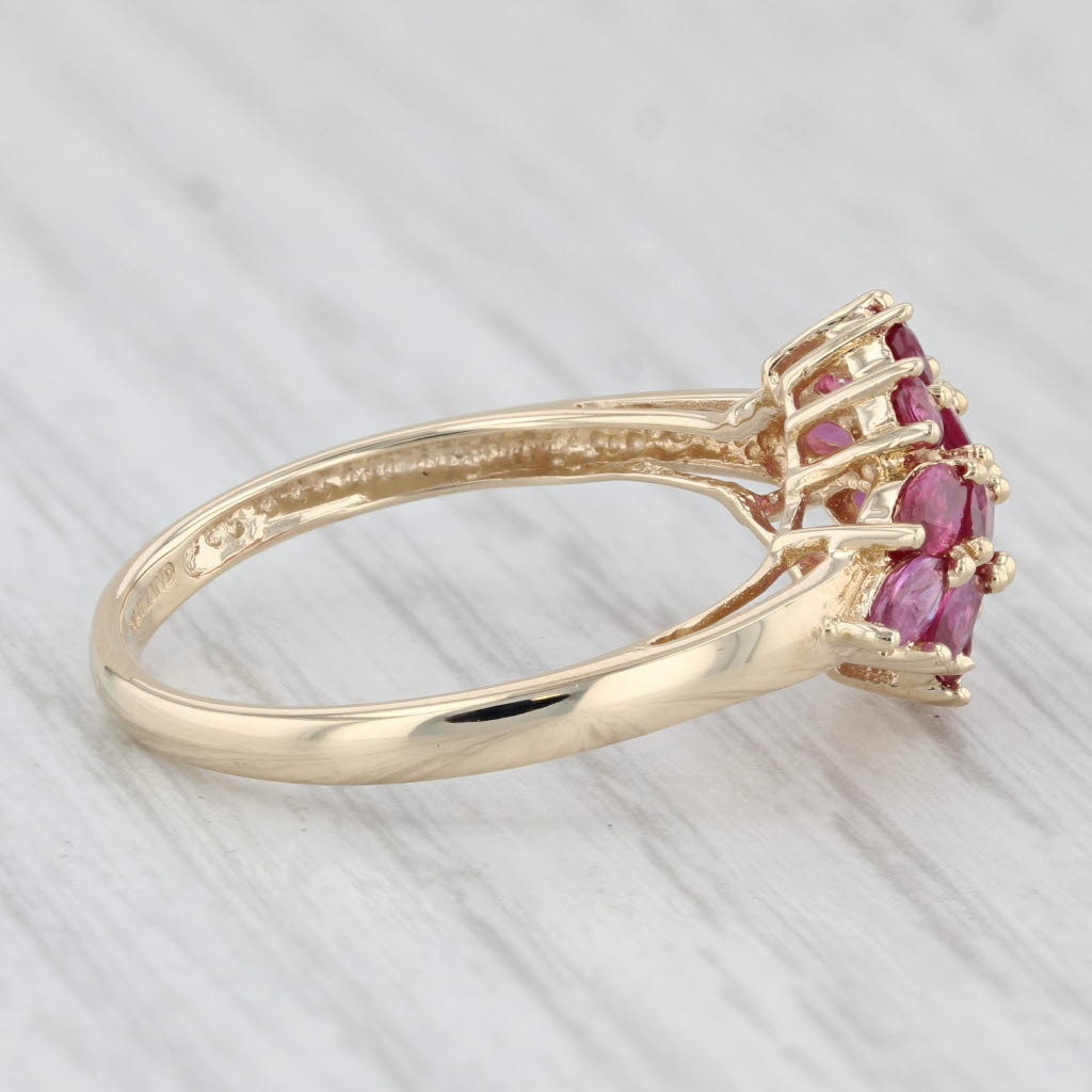Light Gray 1.87ctw Red Ruby Cluster Ring 14k Yellow Gold Size 8.5