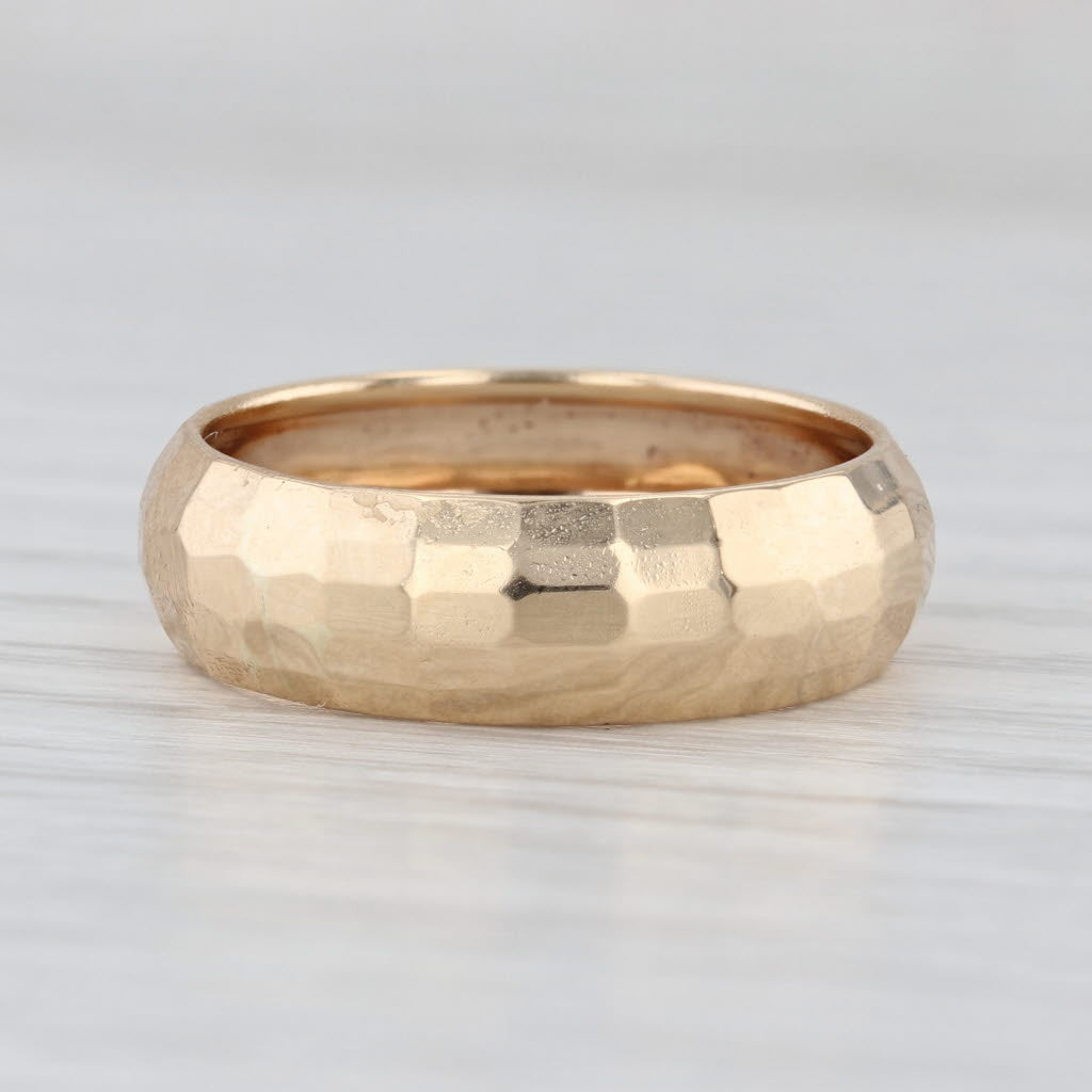 Beveled Pattern Band 14k Yellow Gold Size 7 Wedding Band Stackable