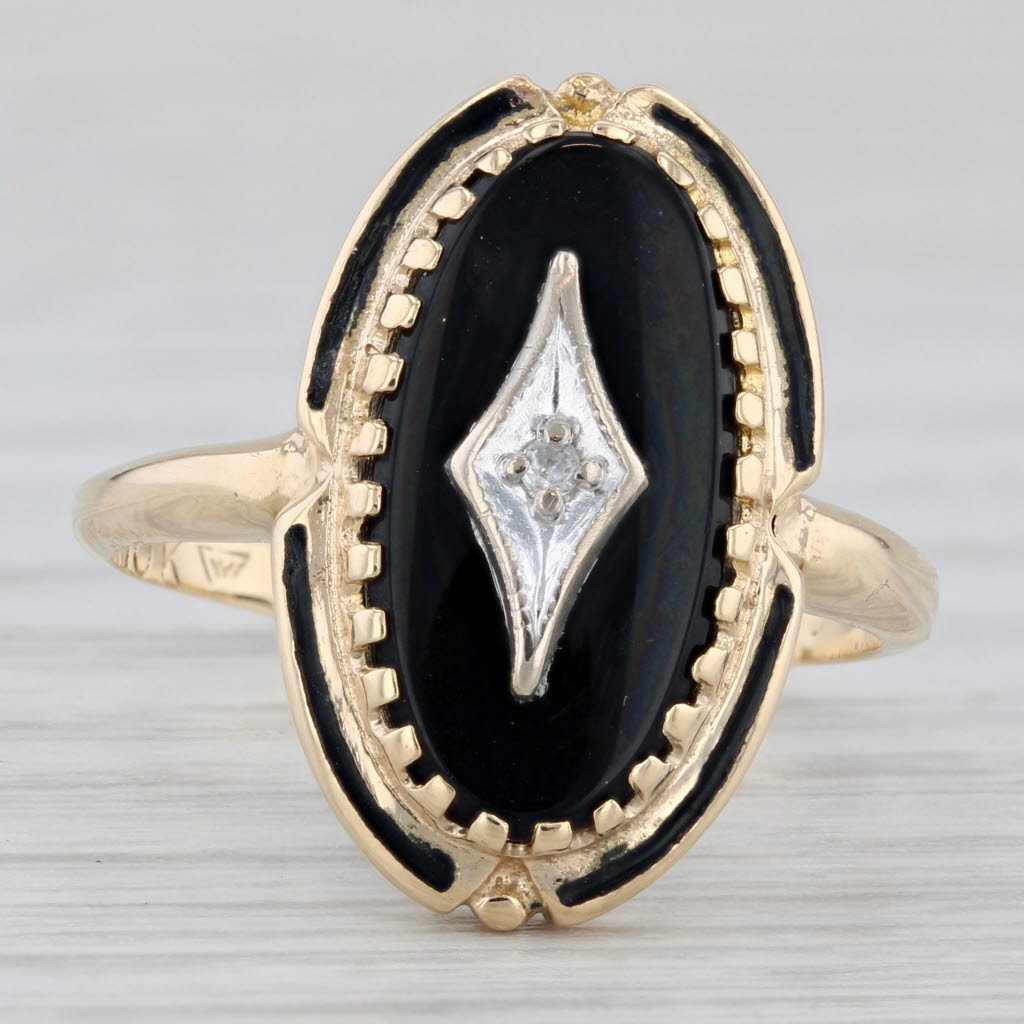 Light Gray Vintage Oval Onyx Diamond Signet Ring 10k Yellow Gold Size 8