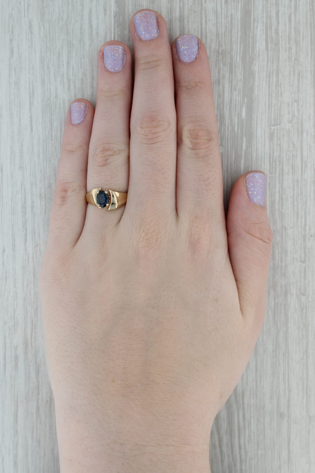 Dark Gray 1.10ct Oval Blue Sapphire Solitaire Ring 14k Yellow Gold Size 8