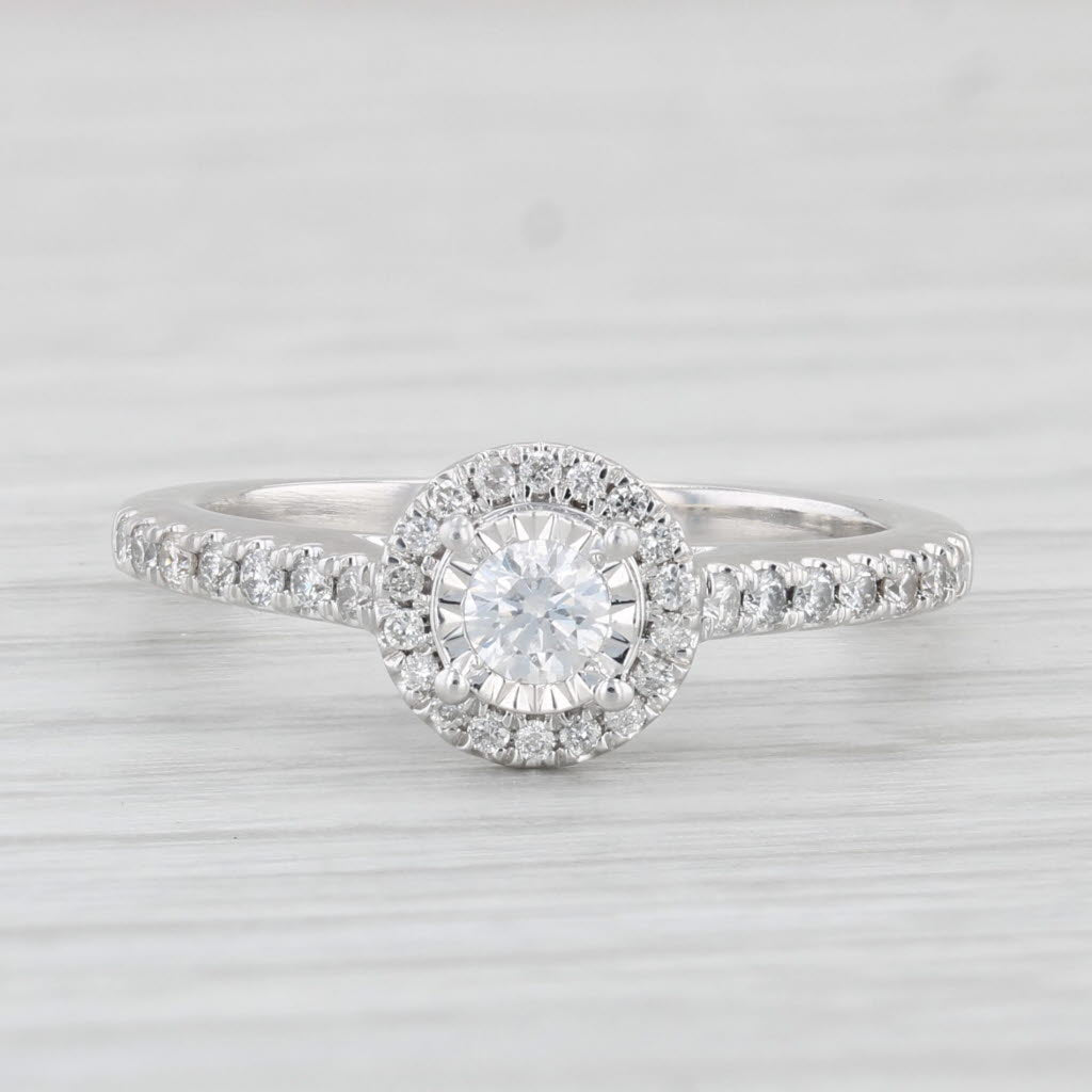 Light Gray 0.31ctw Diamond Halo Engagement Ring 10k White Gold Size 5.75-6