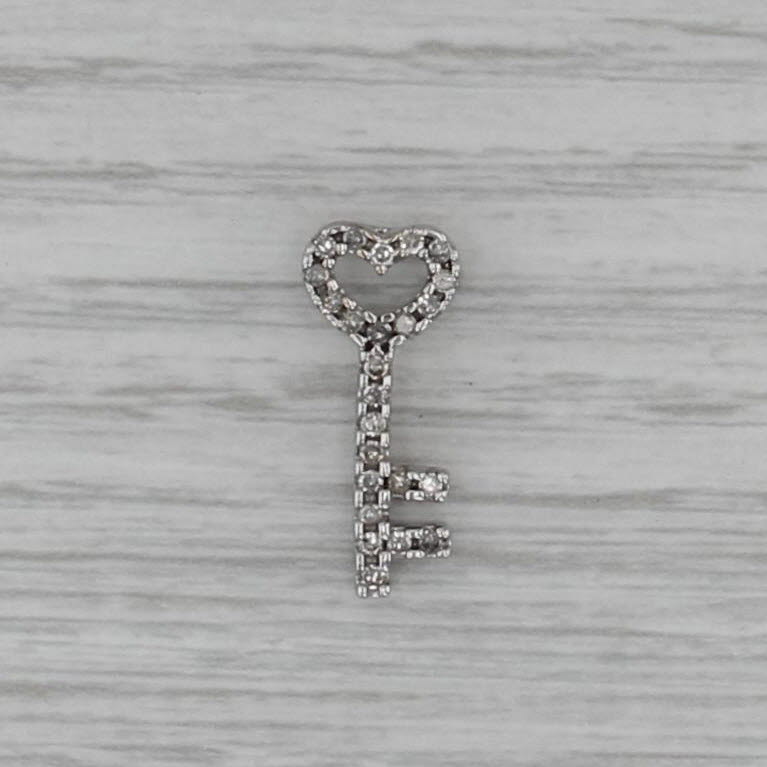 0.23ctw Diamond Skeleton Key Heart Pendant 10k White Gold Floating Drop