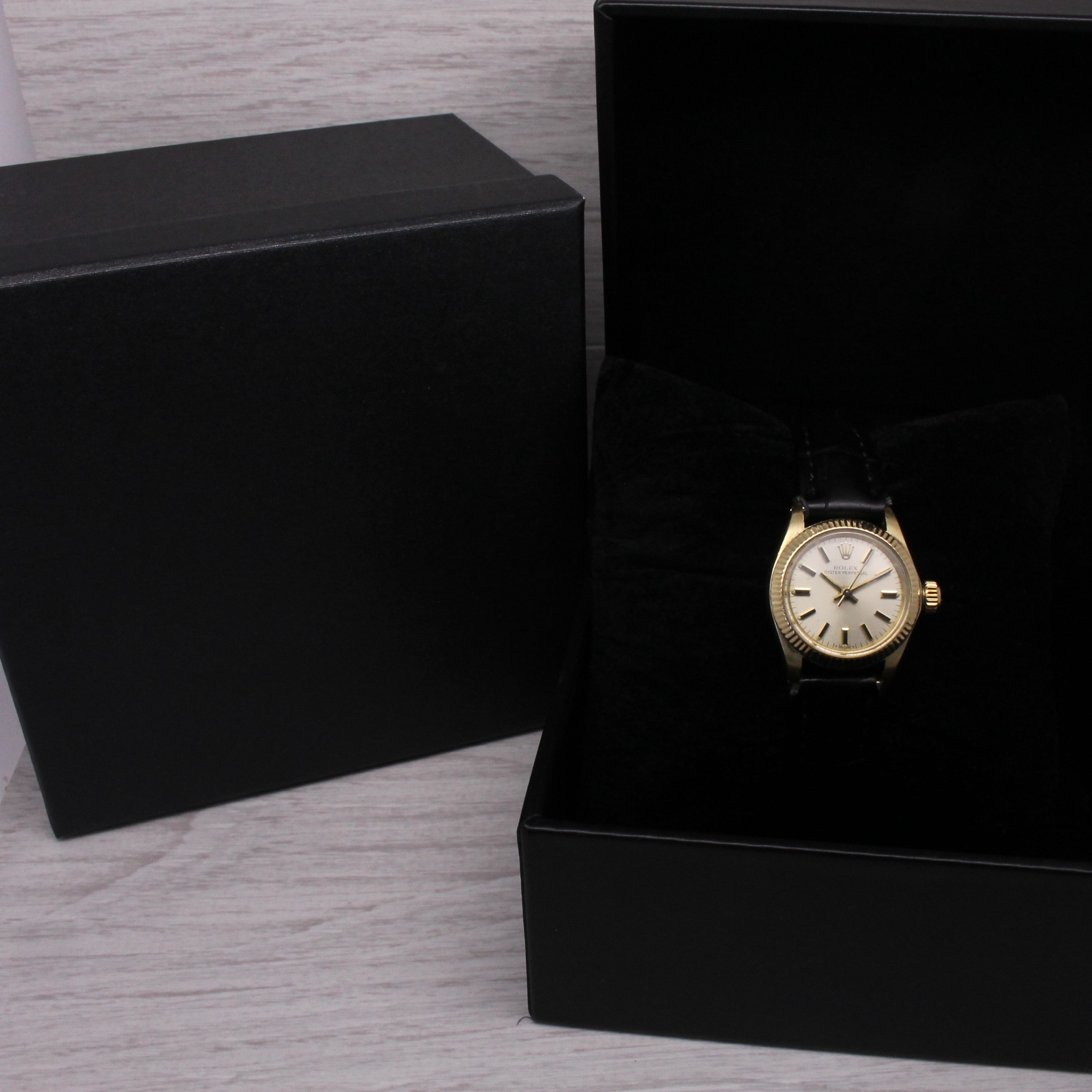 1980 Rolex Oyster Perpetual ref.6719 14k Solid Gold Ladies Automatic Watch 2 yr