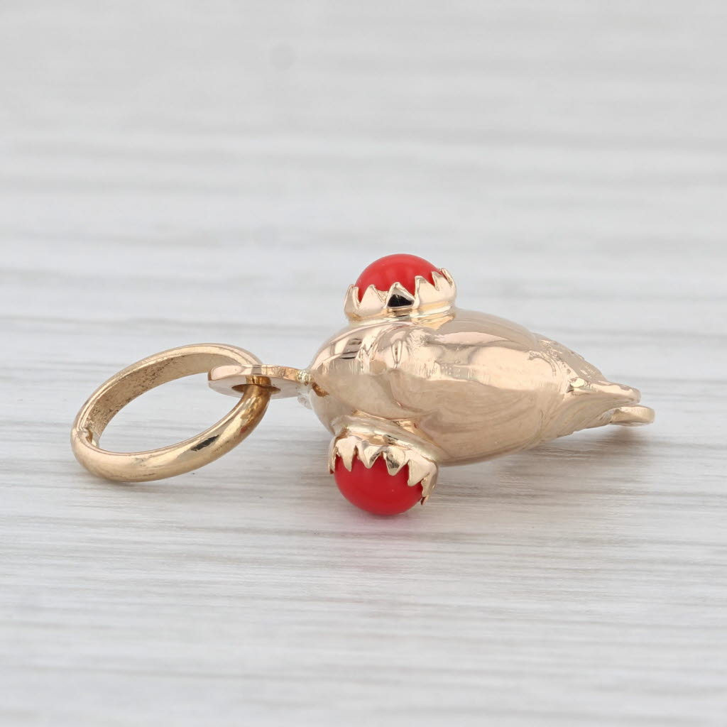 Light Gray Vintage Coral Fish Charm 18k Yellow Gold Pendant Nautical Jewelry
