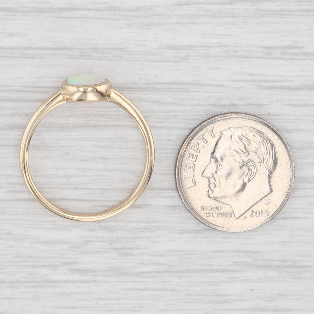 Light Gray Parle Round Opal Cabochon Solitaire Ring 14k Yellow Gold Size 7