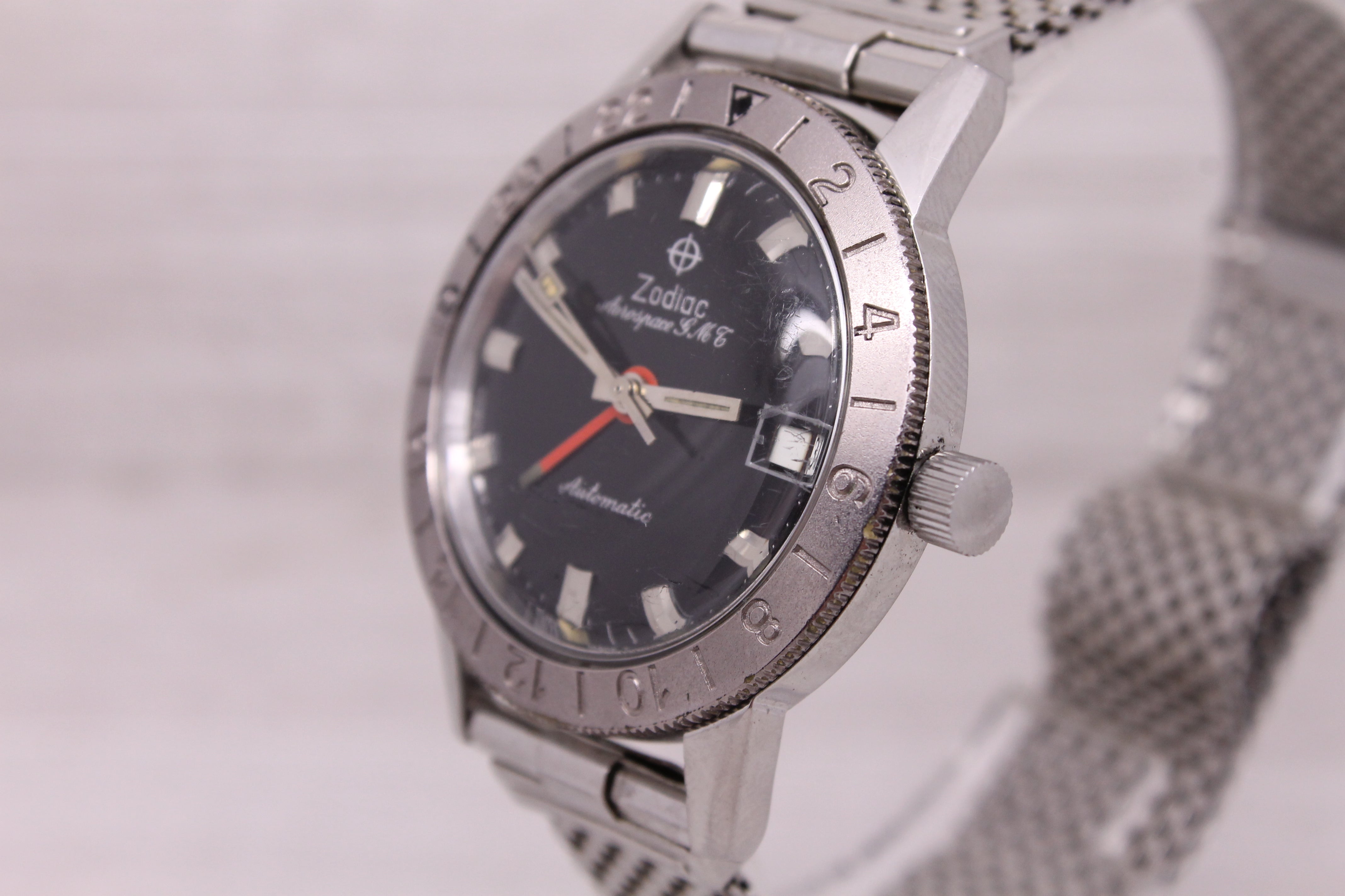 Gray Vintage 1960's Zodiac Aerospace GMT Mens 35mm Steel Automatic Watch JB Champion