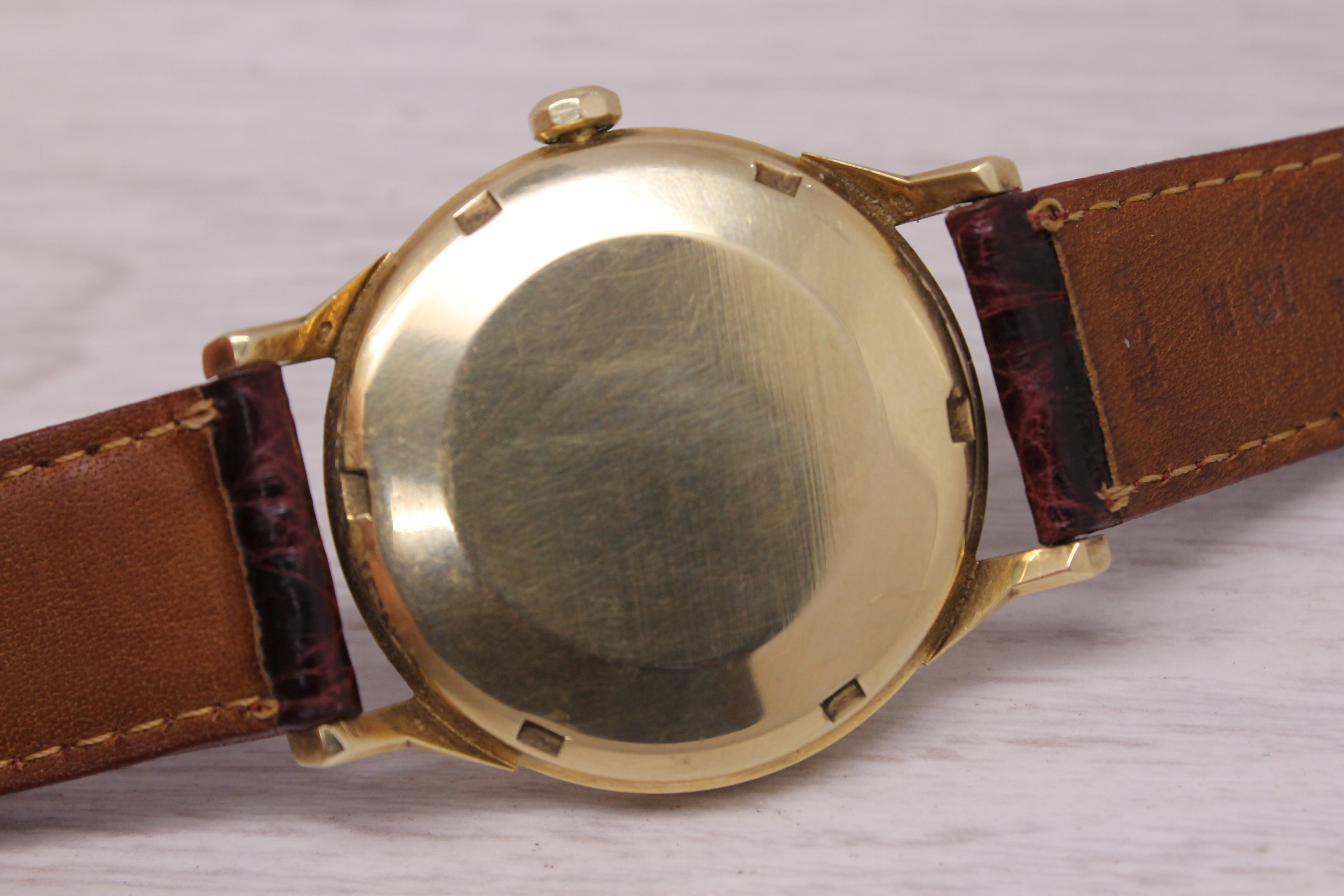 Vintage 1967 Omega Constellation 14k Solid Gold 168.005 Dogleg w/ Tiffany Dial