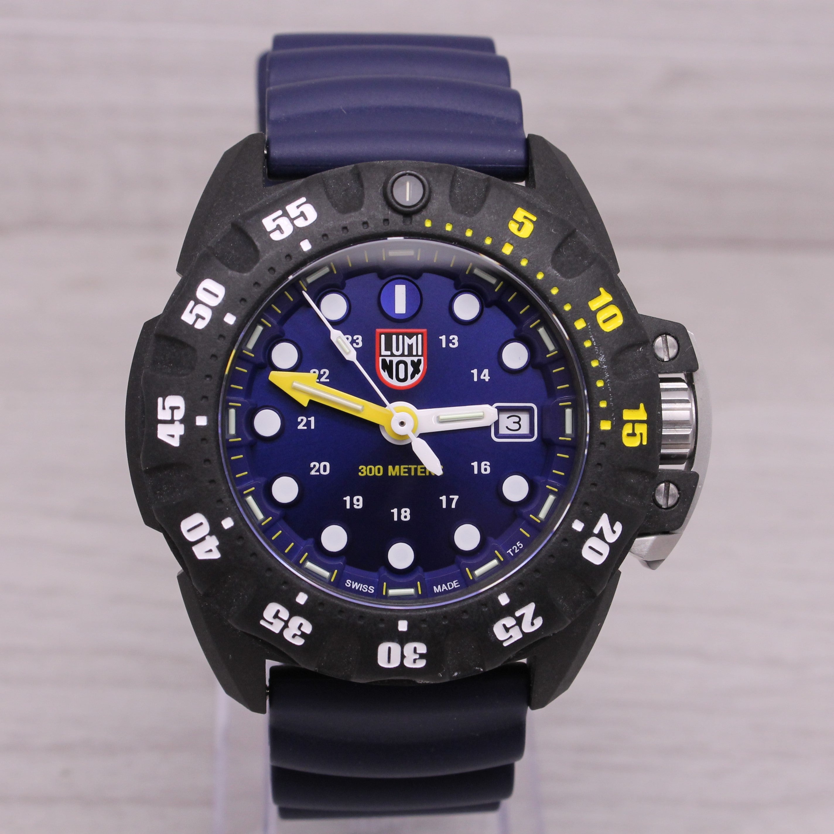 Dark Slate Gray Luminox Scott Cassell Deep Undersea Voyager Series 1500 Men’s Watch XS.1553