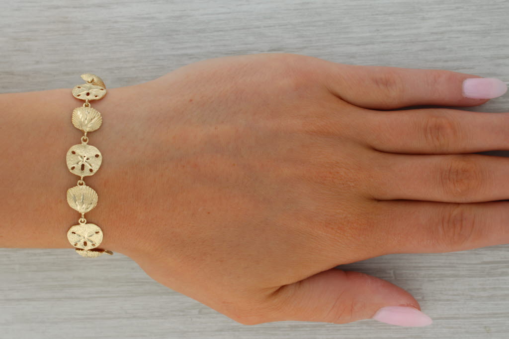 Sienna Seashell Sand Dollar Bracelet 14k Yellow Gold 7" Nautical Jewelry