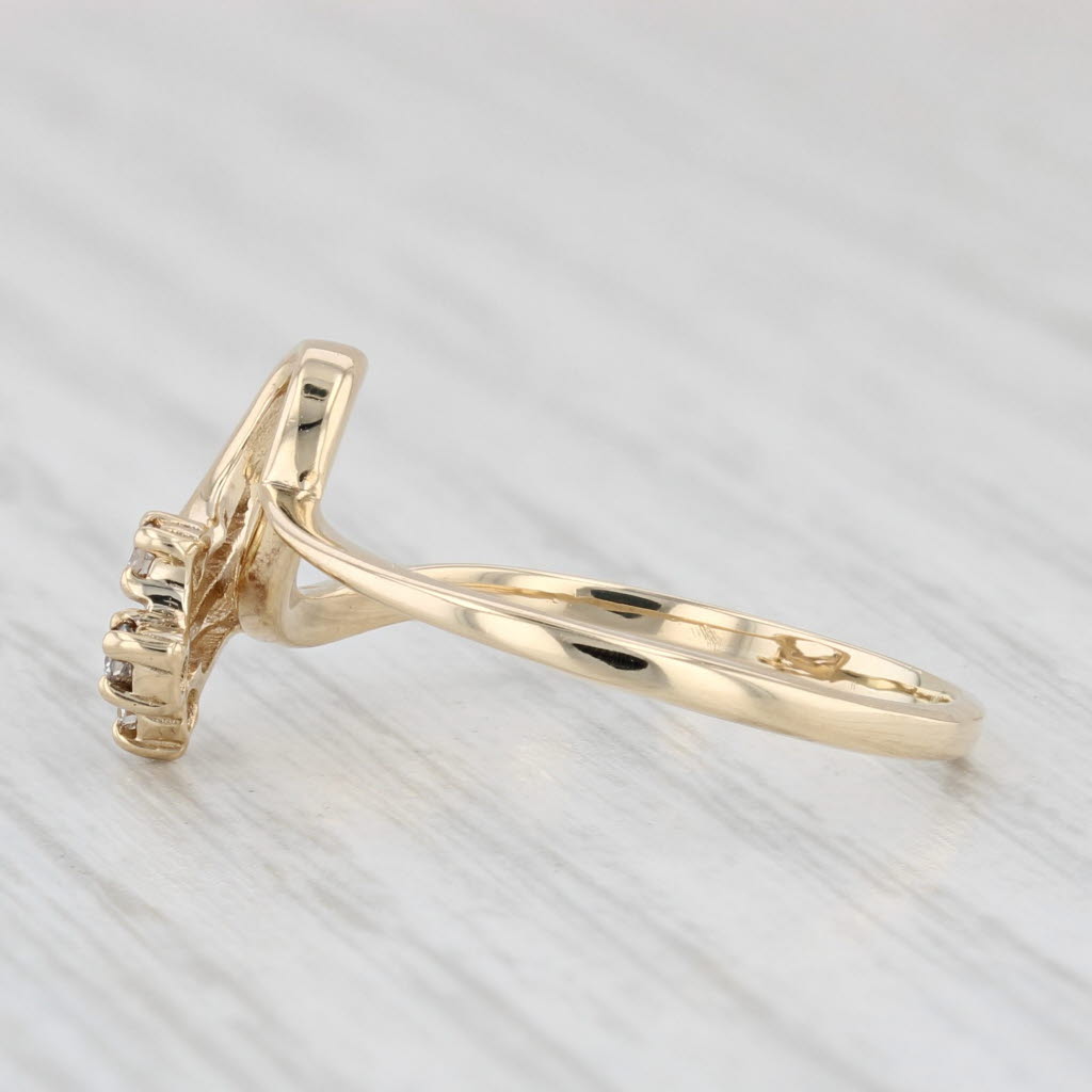 Light Gray Diamond Shooting Stars Ring 14k Yellow Gold Size 6.5