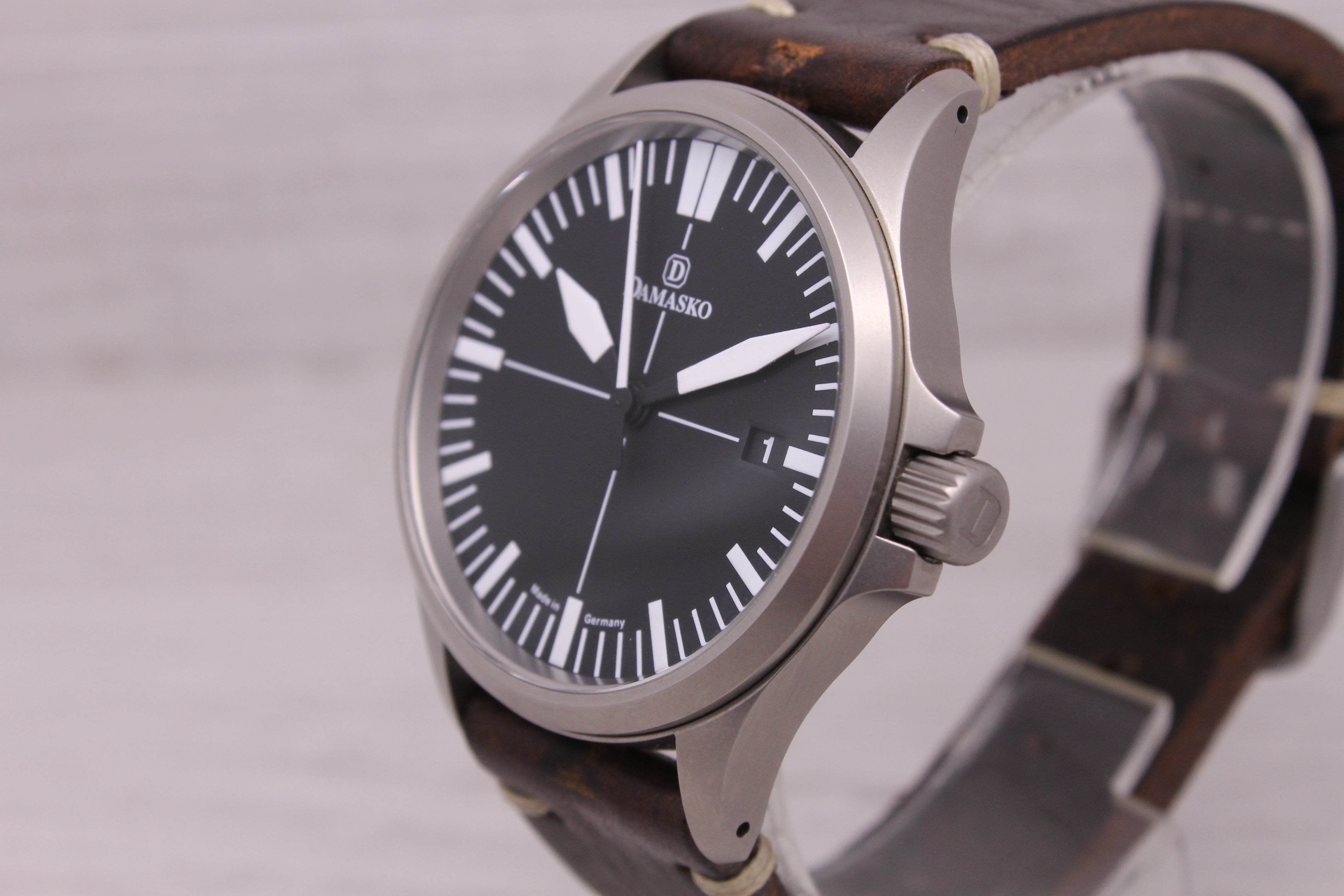 Dark Gray Damasko DS30 39mm Steel Mens Automatic Watch Made in Germany DS30.0413