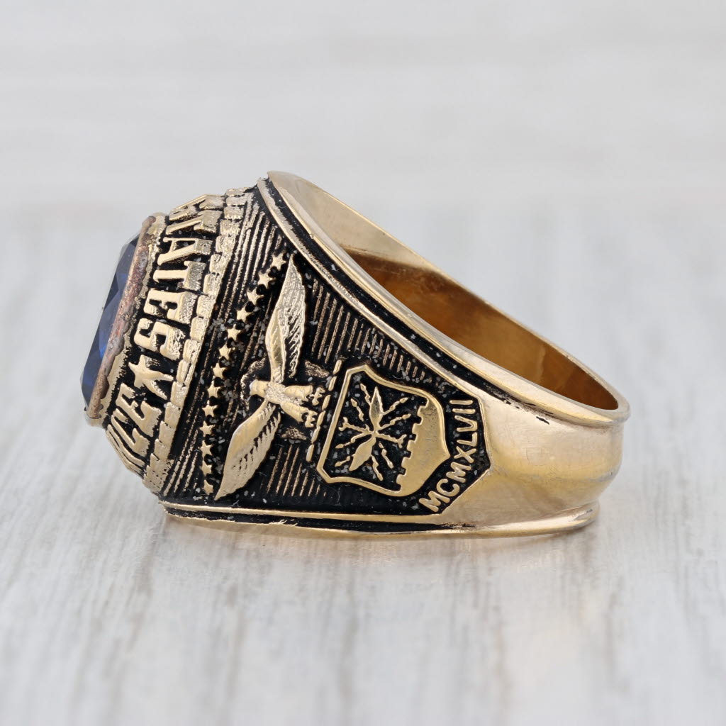 USAF Air Force Military Signet Ring Gold Alloy Lab Created Spinel Size 11.5