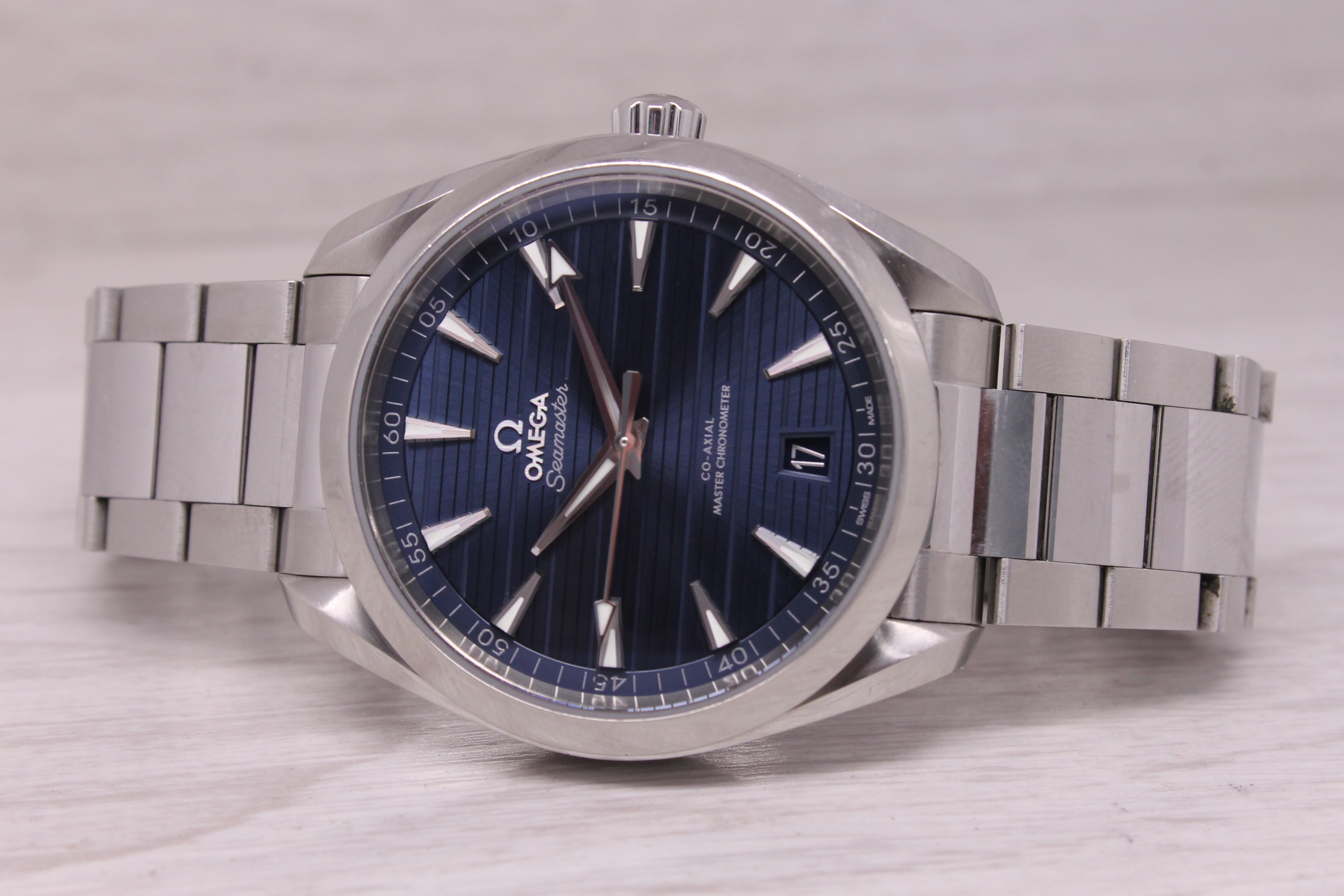 Omega Seamaster Aqua Terra Mens 41mm Steel Automatic Watch w Box Cards Full Set