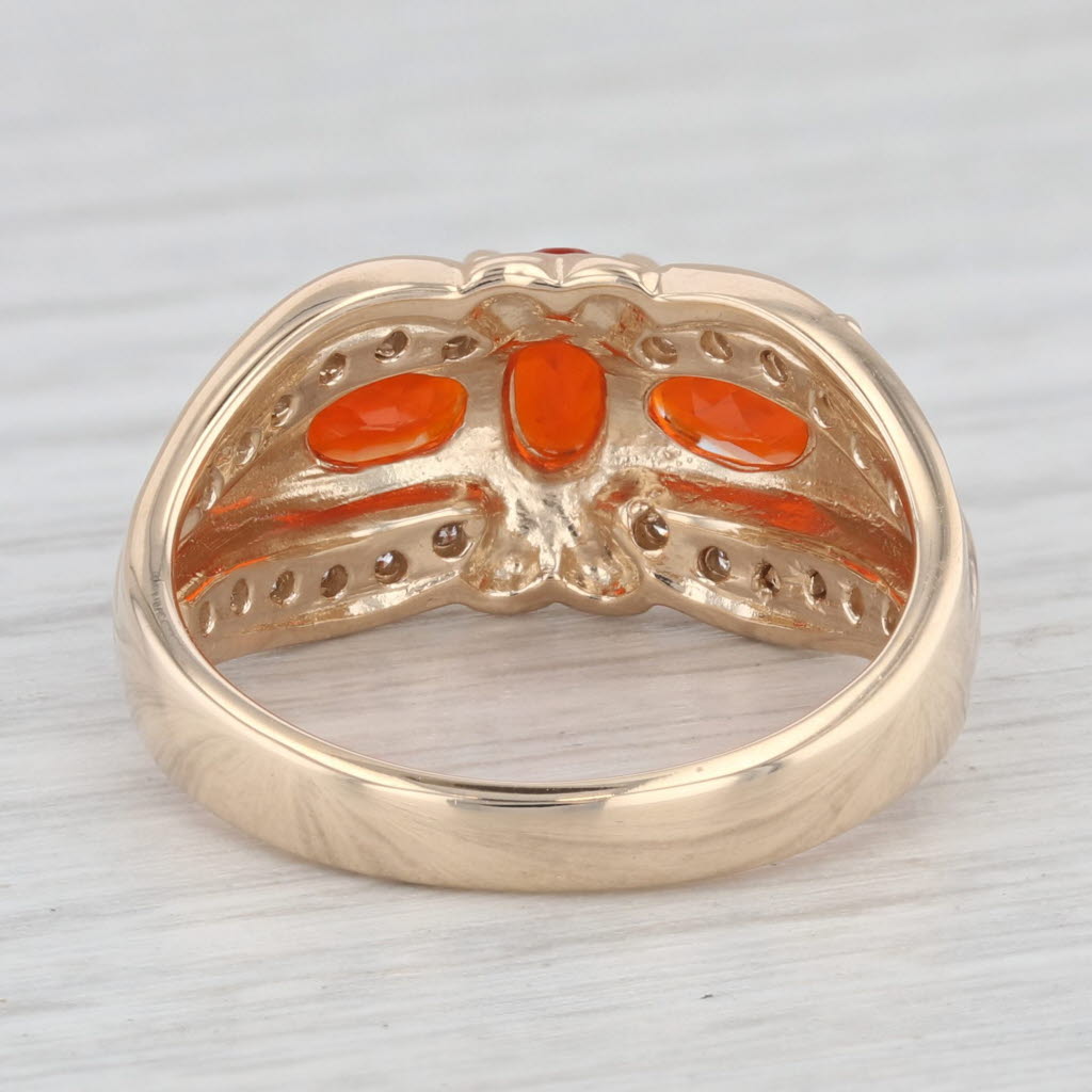 Light Gray 1.05ctw Fire Opal Diamond Three Stone 14K Yellow Gold Ring Size 7.25