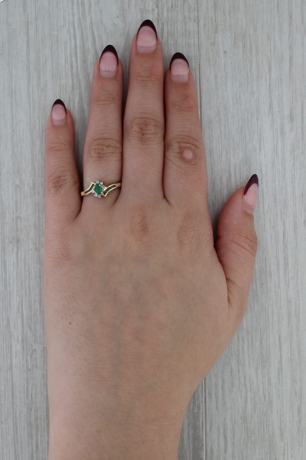 0.39ctw Emerald Diamond Bypass Ring 14k Yellow Gold Size 8.5