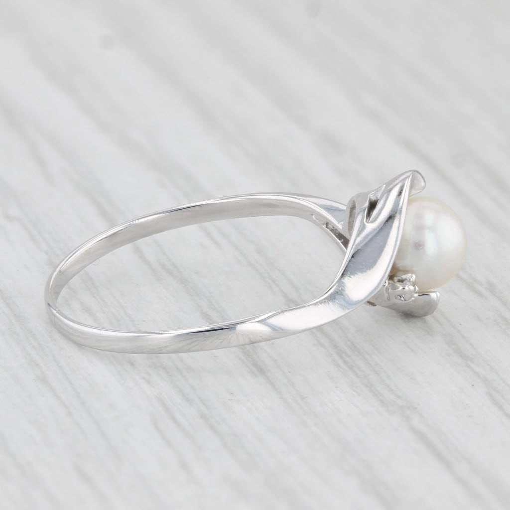 Light Gray Cultured Pearl Solitaire Ring 10k White Gold Diamond Accents Bypass Size 8