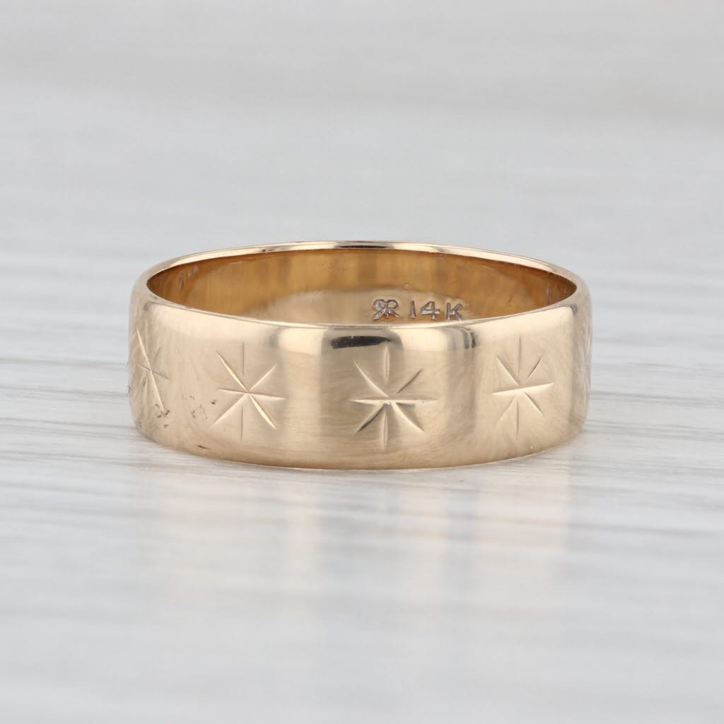Star Etched Band Ring 14k Yellow Gold Size 7 Stackable 5.8mm