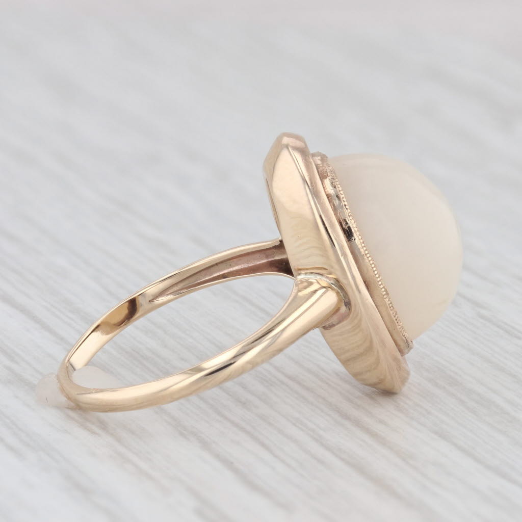 Light Gray Oval Cabochon Moonstone Solitaire Ring 10k Yellow Gold Size 6.25