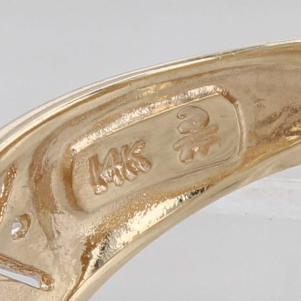 0.15ctw Diamond Herringbone Pattern Ring 14k Yellow Gold Size 6-6.25