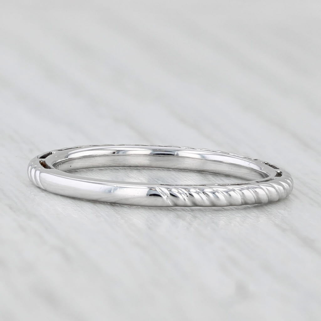 Light Gray Gabriel & Co Ring 14k White Gold Size 6.5 Twist Stackable Wedding Band