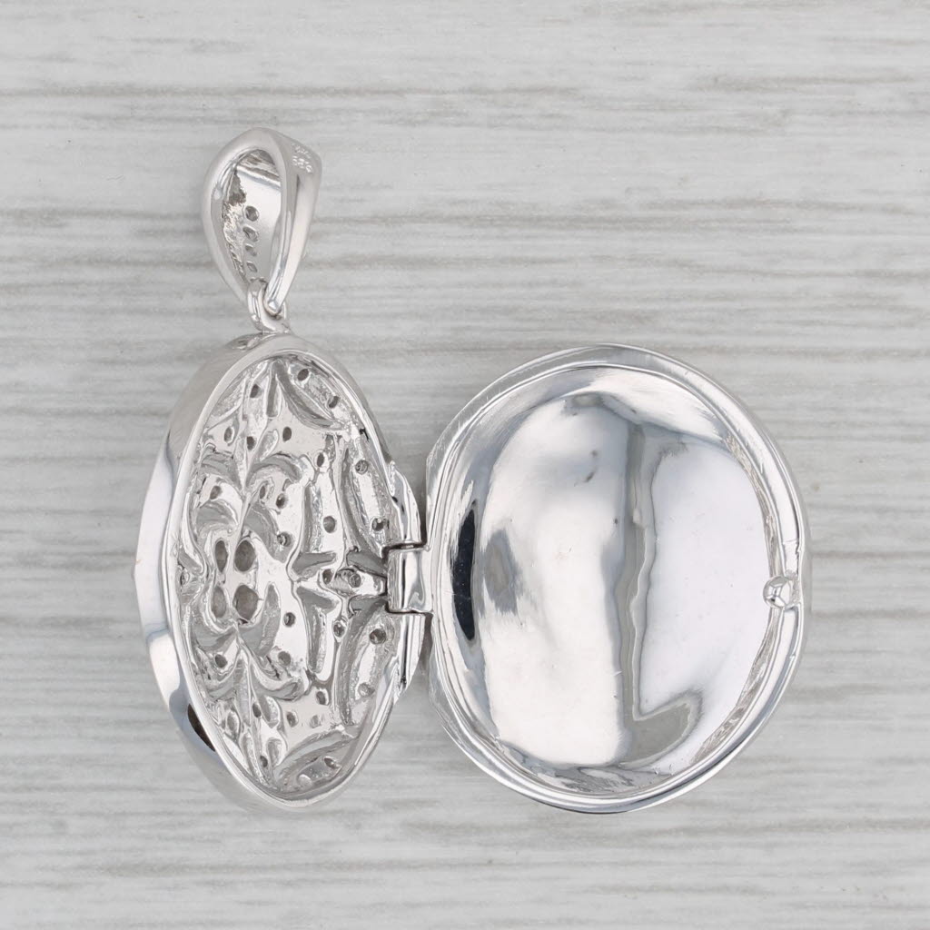 Gray 0.36ctw Diamond Flower Pendant 14k White Gold Diffuser Locket