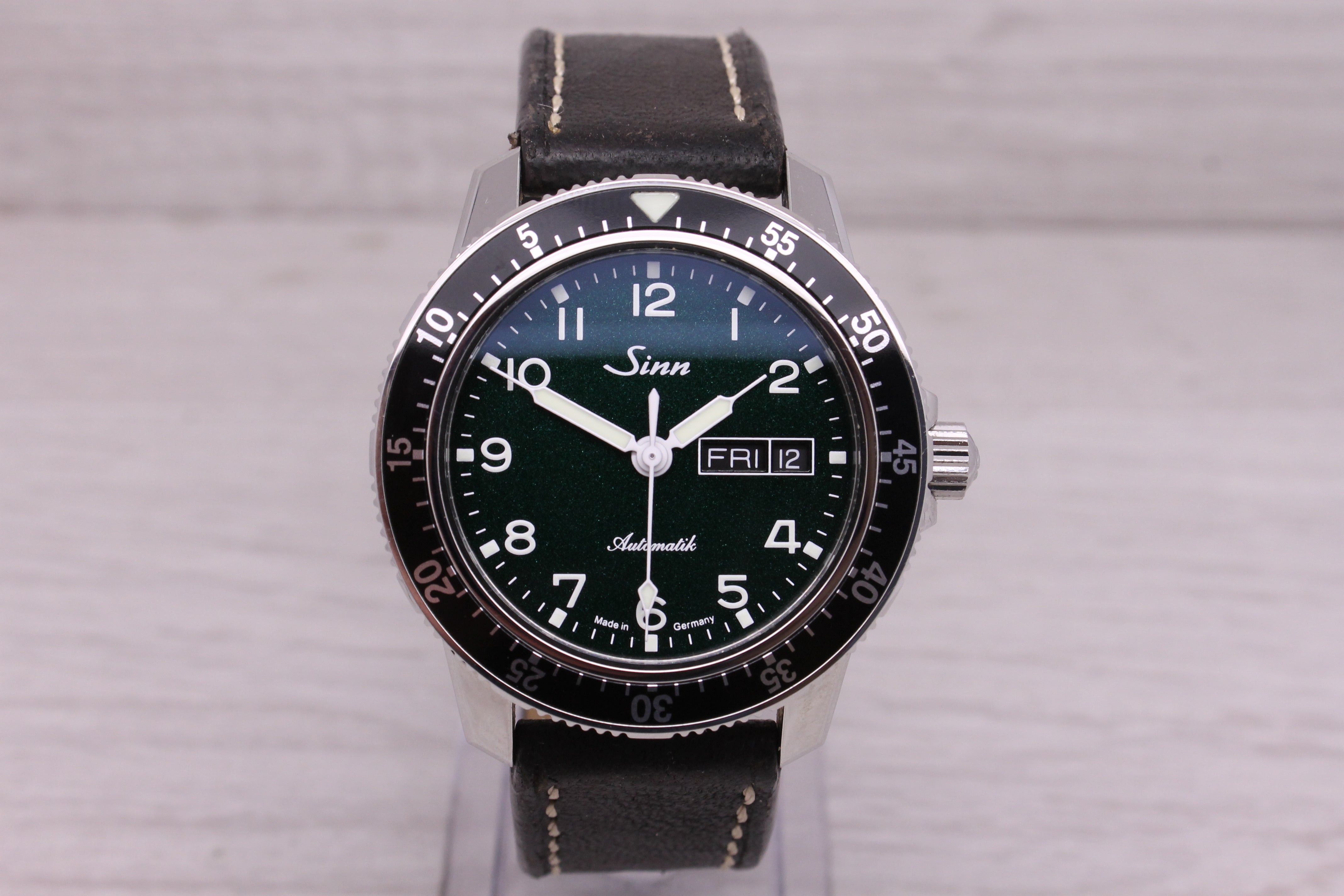 Gray Sinn 104 ST SA G 41mm Steel Mens Automatic Watch Metallic Green w Box & Strap