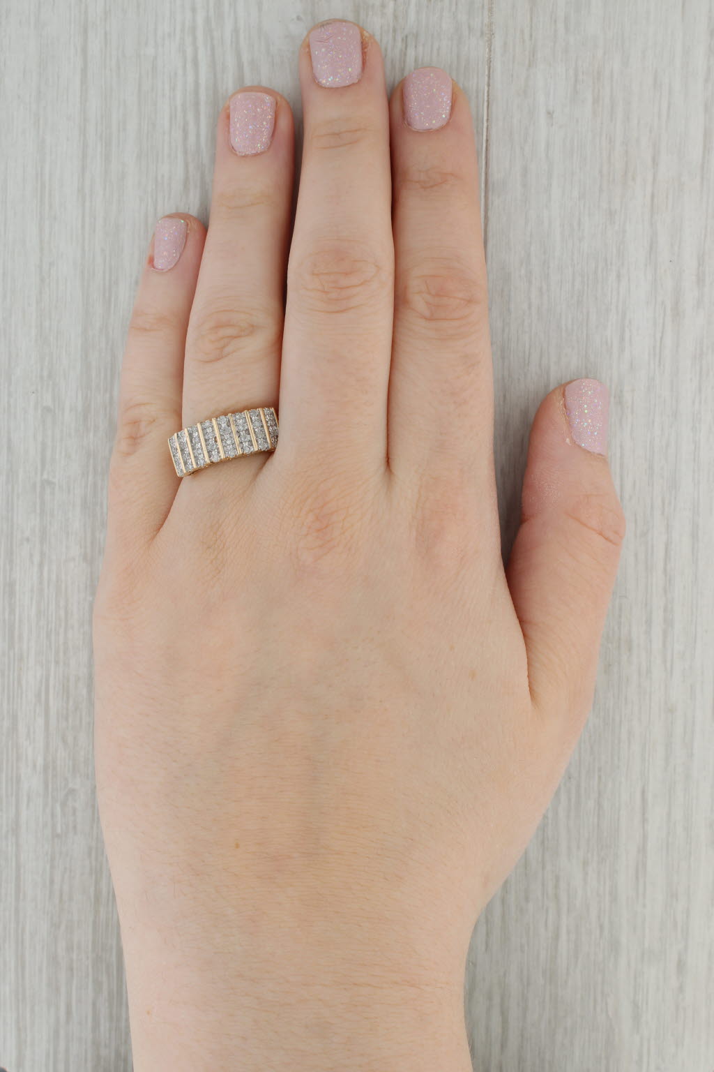 Dark Gray 0.12ctw Diamond Ring 14k Yellow Gold Size 8