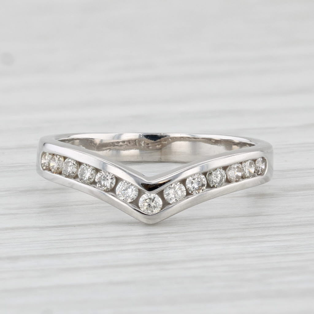 Light Gray 0.25ctw Diamond Contoured V Ring 14k White Gold Size 4.75-5 Wedding Band