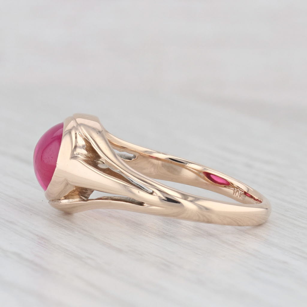 Light Gray Vintage Lab Created Ruby Cabochon 10k Yellow Gold Ring Size 8.5