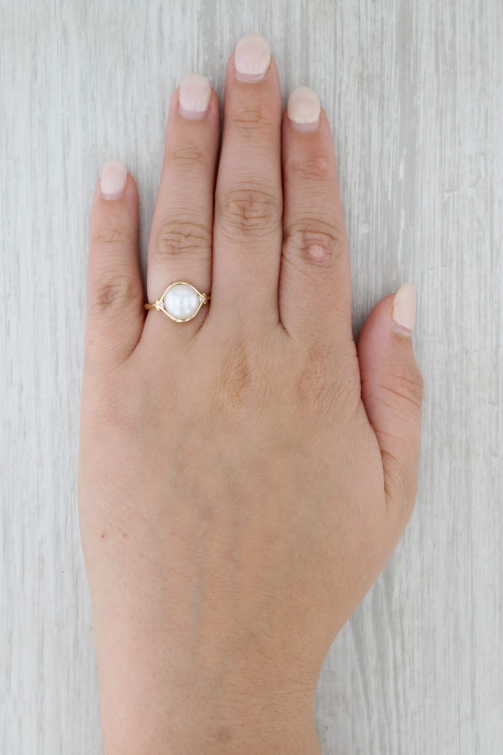 Freshwater Button Pearl Solitaire Ring 10k Yellow Gold Size 7