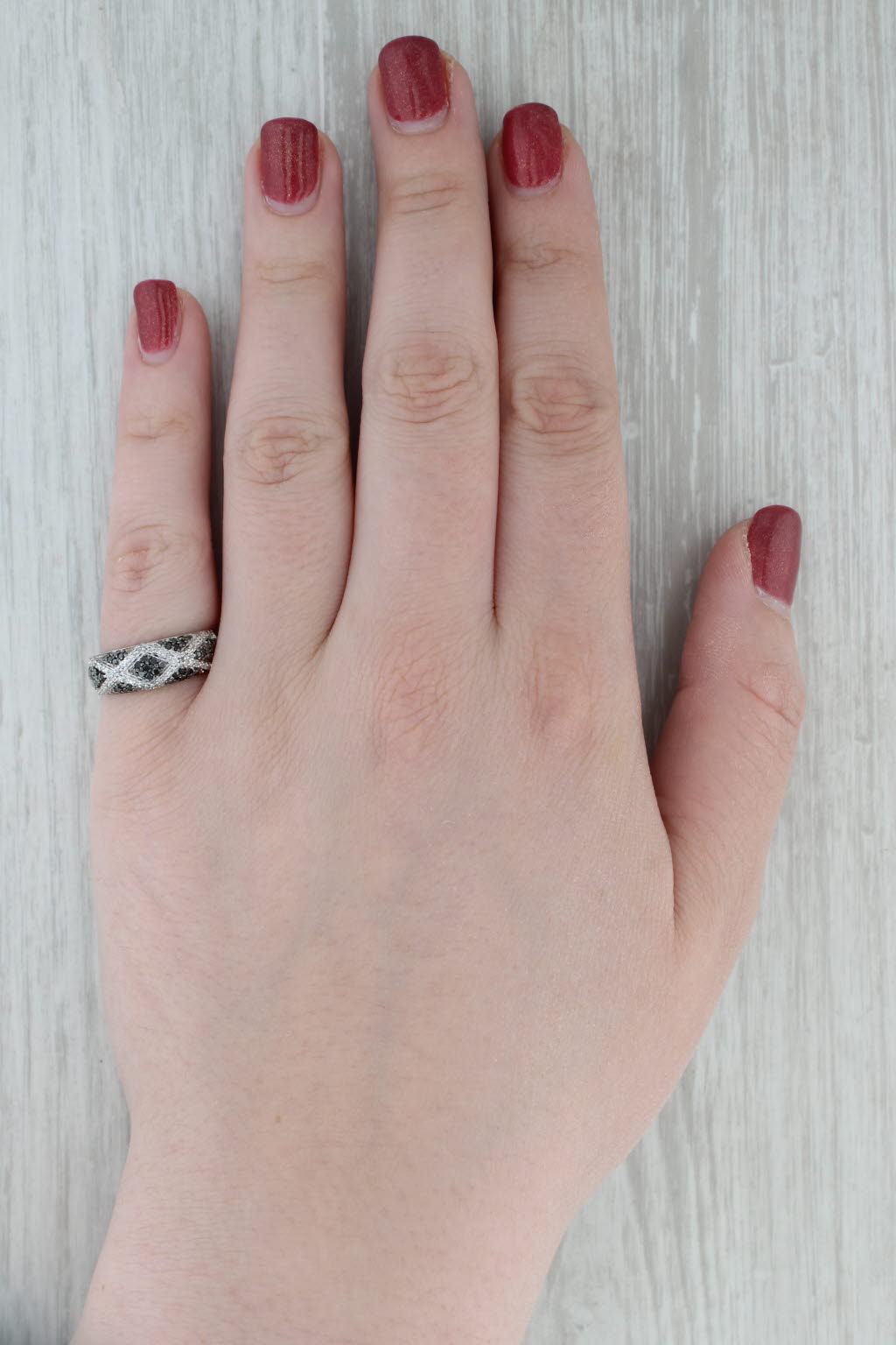 Dark Gray 0.17ctw Black White Diamond Ring 10k White Gold Size 7 Stackable