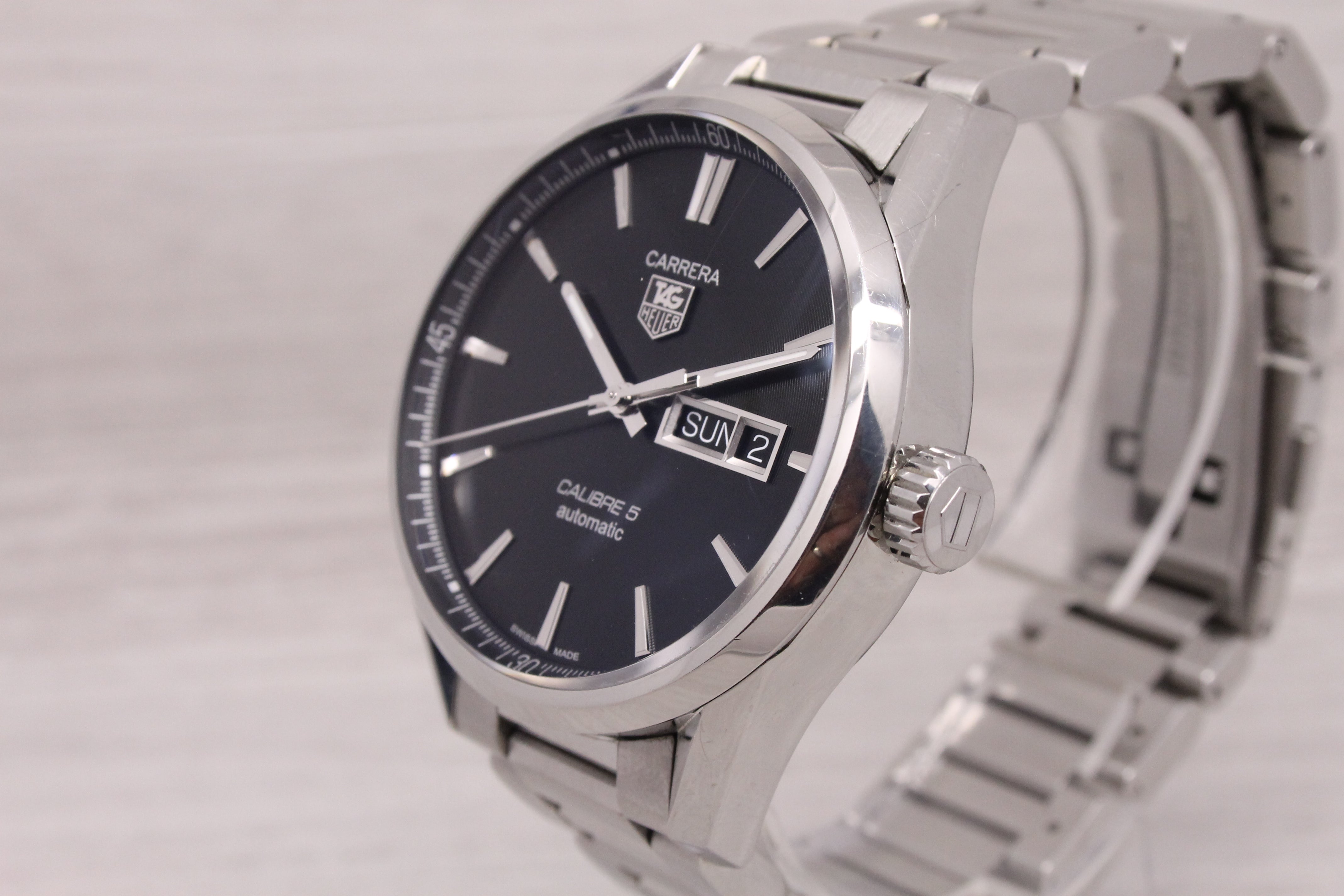 Gray Tag Heuer Carrera 41mm Steel Mens Automatic Watch Calibre 5 w Box Card Bracelet