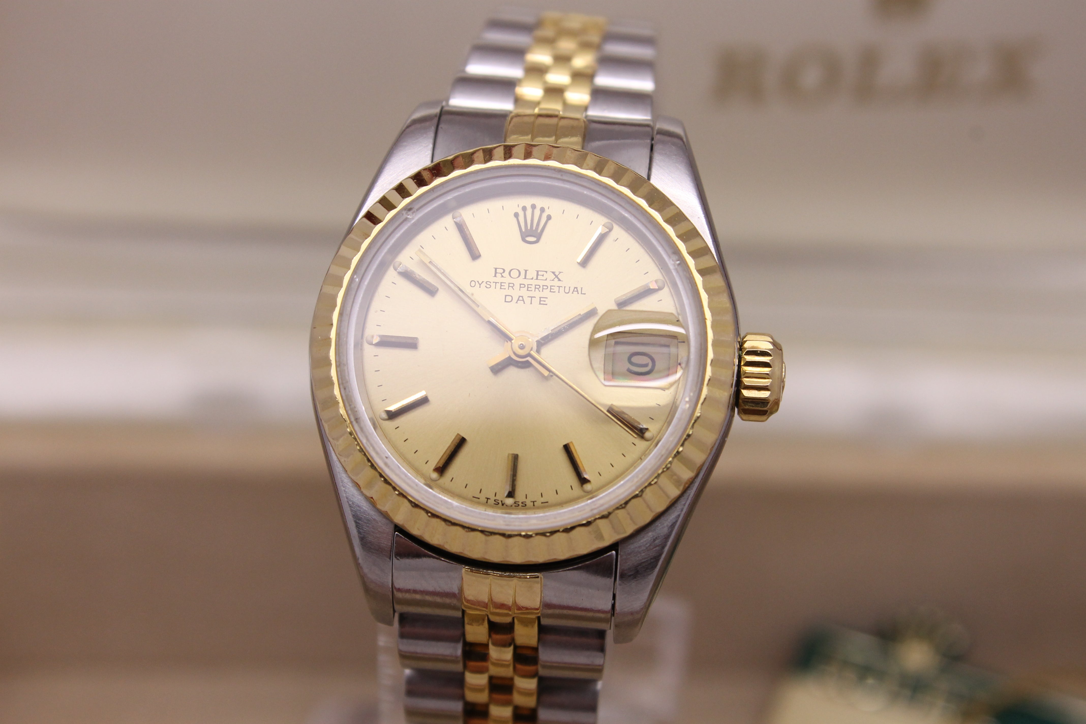 Rosy Brown Vintage 1984 Rolex Date 69173 Ladies SS 18k Automatic Watch Jubilee Box & Tag