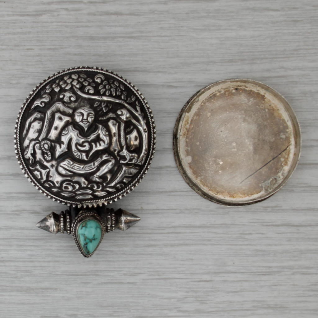 Ornate Asian Vintage Trinket Snuff Box 825 Silver Turquoise Opens Round Tribal