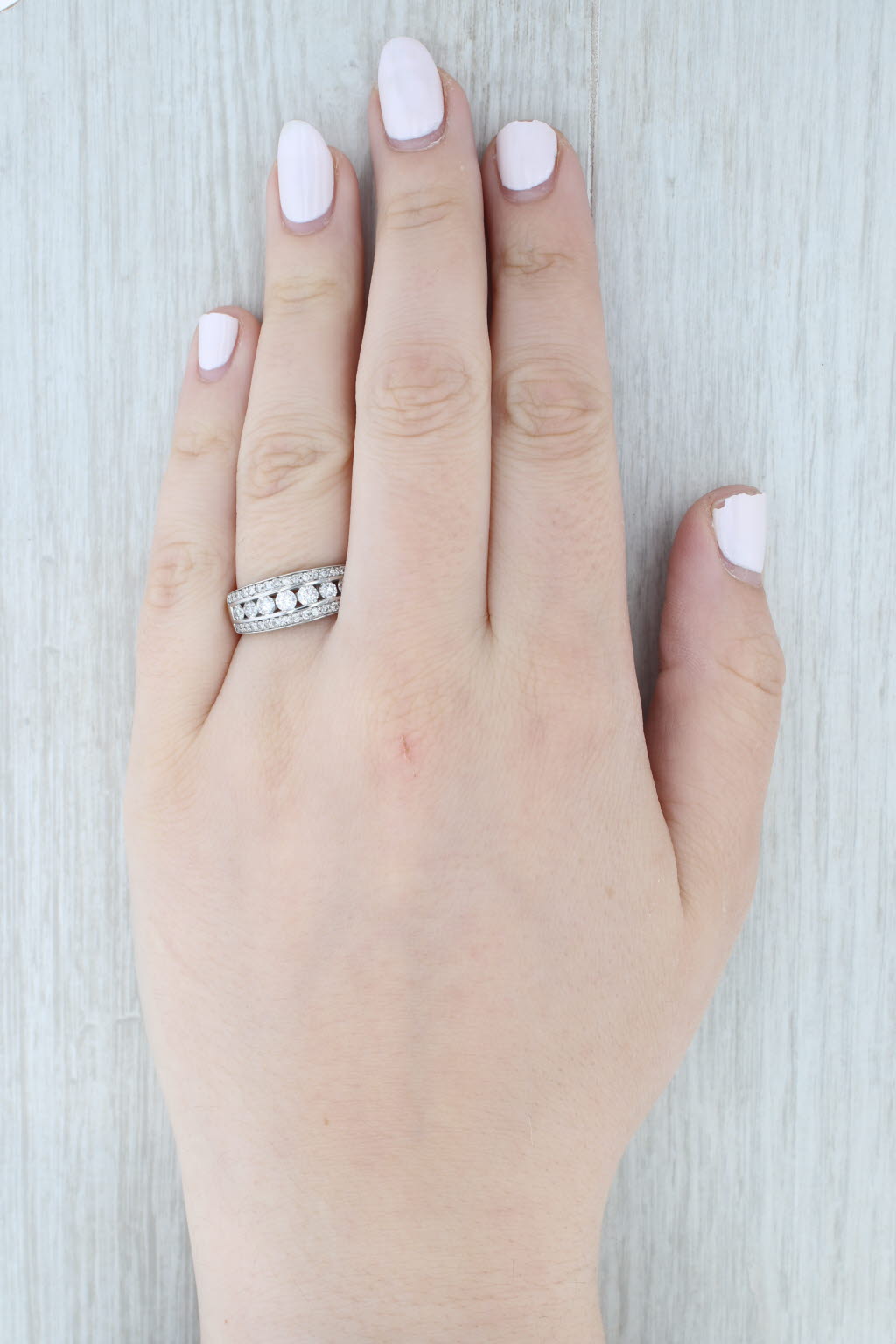 Light Gray 0.90ctw Diamond Anniversary Wedding Band 14k White Gold Size 8.5