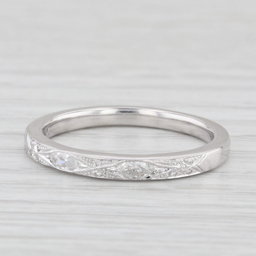Light Gray New Beverley K 0.10ctw Wedding Band 18k White Gold Stackable Ring Size 6.75